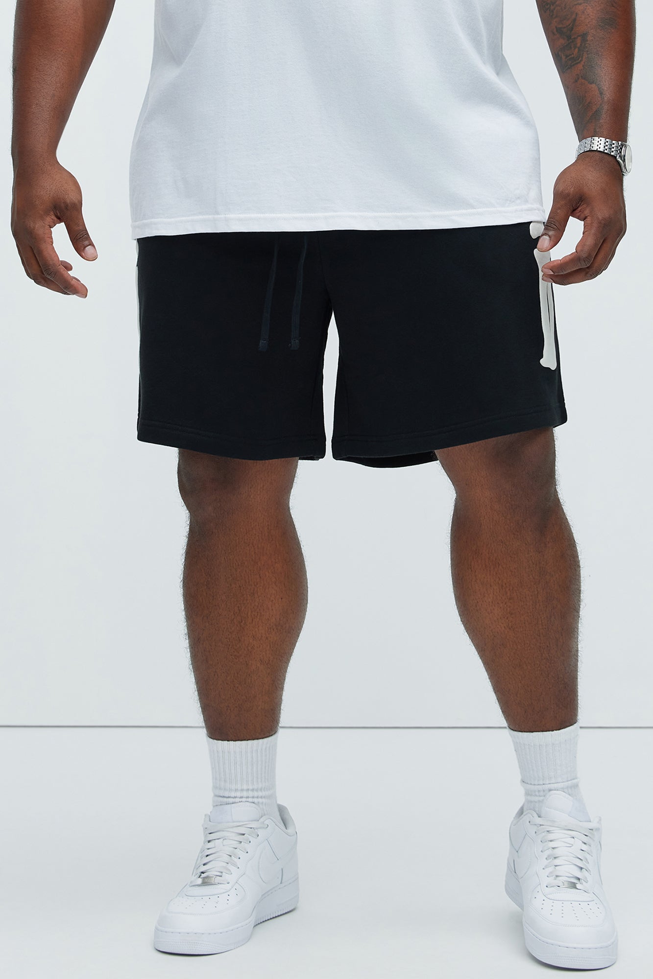 Tyson Bones Relaxed Shorts - Black