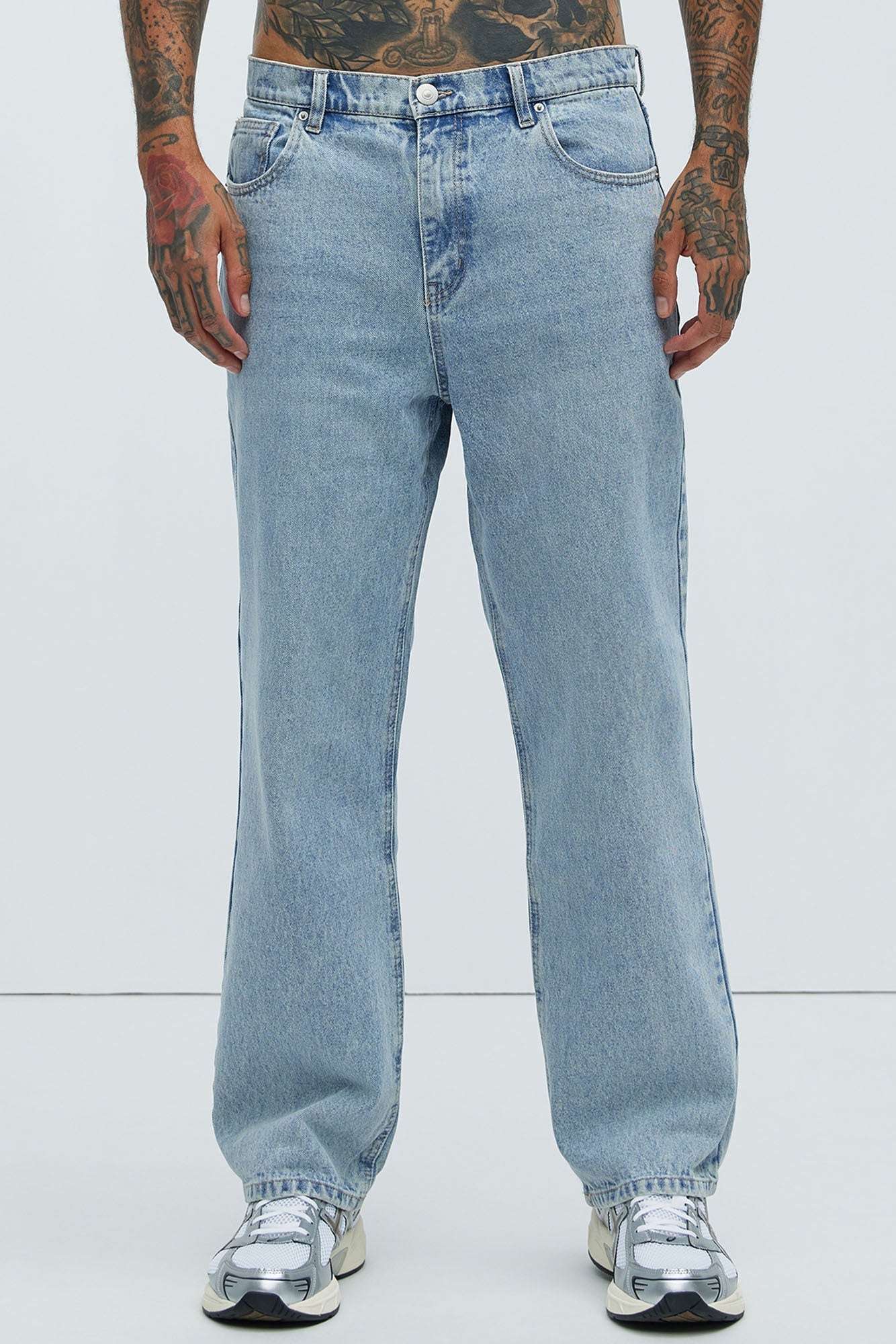 Dean Straight Jeans - Light Blue Wash