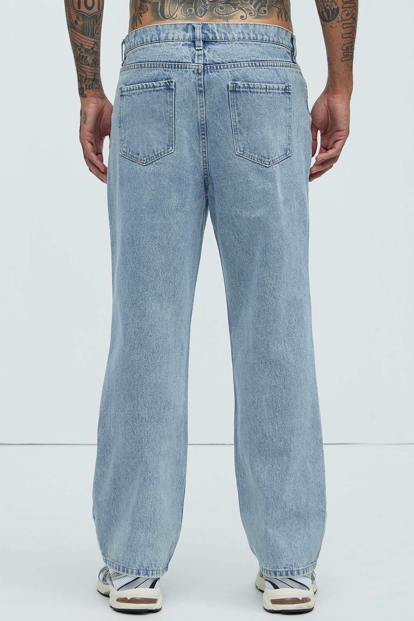 Dean Straight Jeans - Light Blue Wash