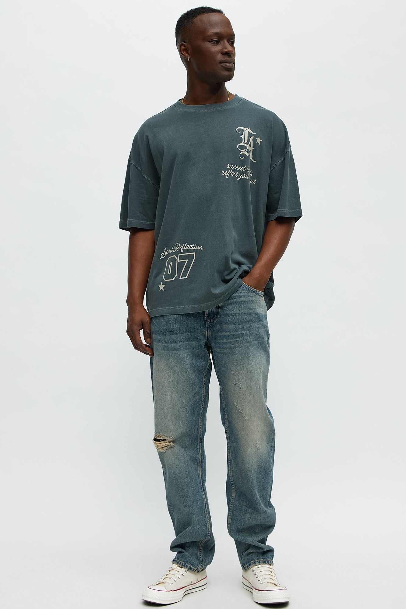 Keep You Guessing Distressed Slim Jeans - Medium Blue Wash