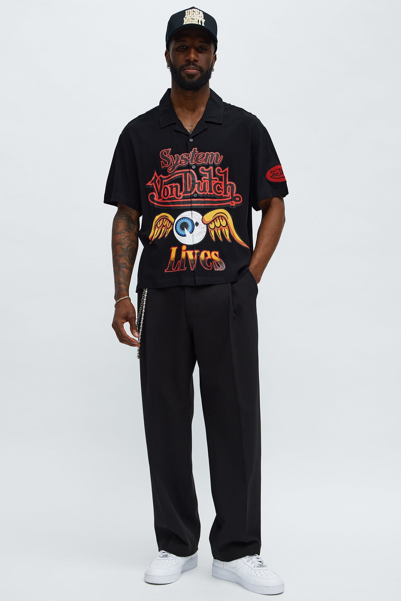 Von Dutch Cropped Logo Button Up Shirt - Black