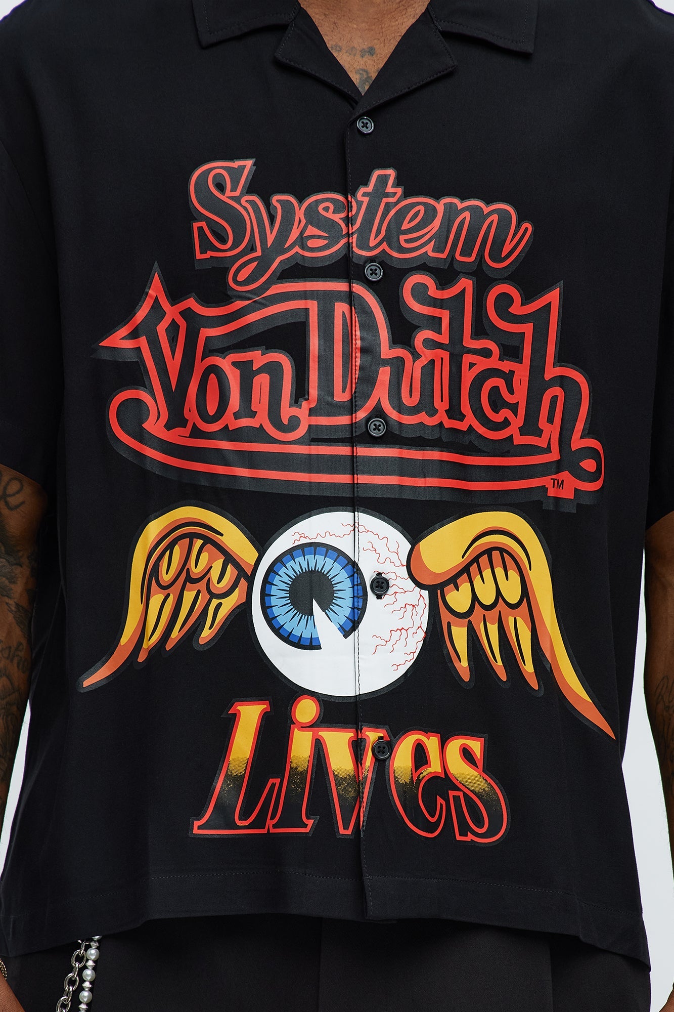 Von Dutch Cropped Logo Button Up Shirt - Black
