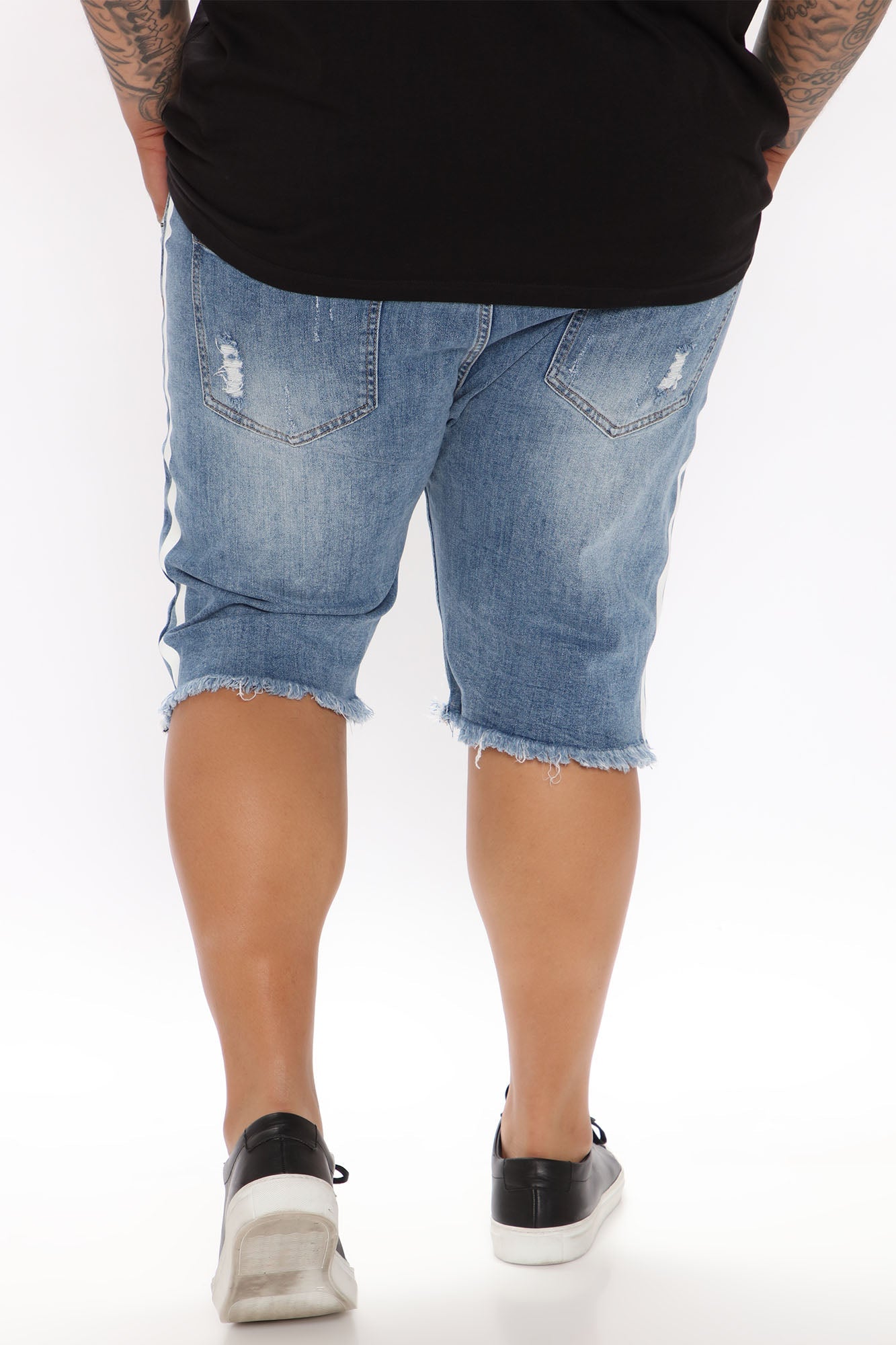 Picture Me Rollin Striped Denim Shorts - MediumWash