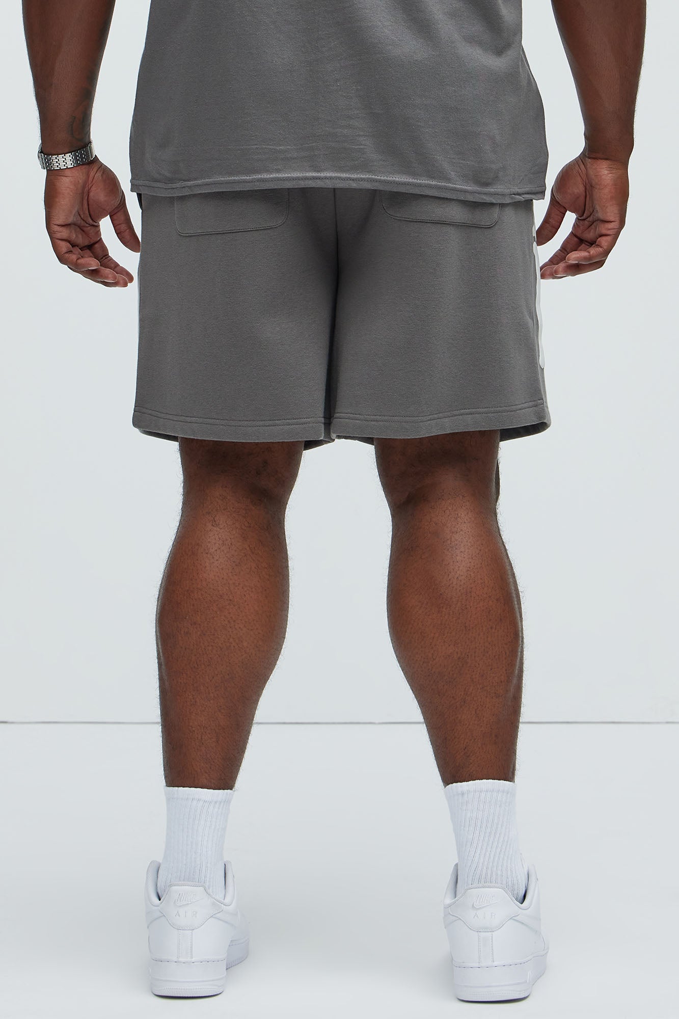 Tyson Bones Relaxed Shorts - Charcoal