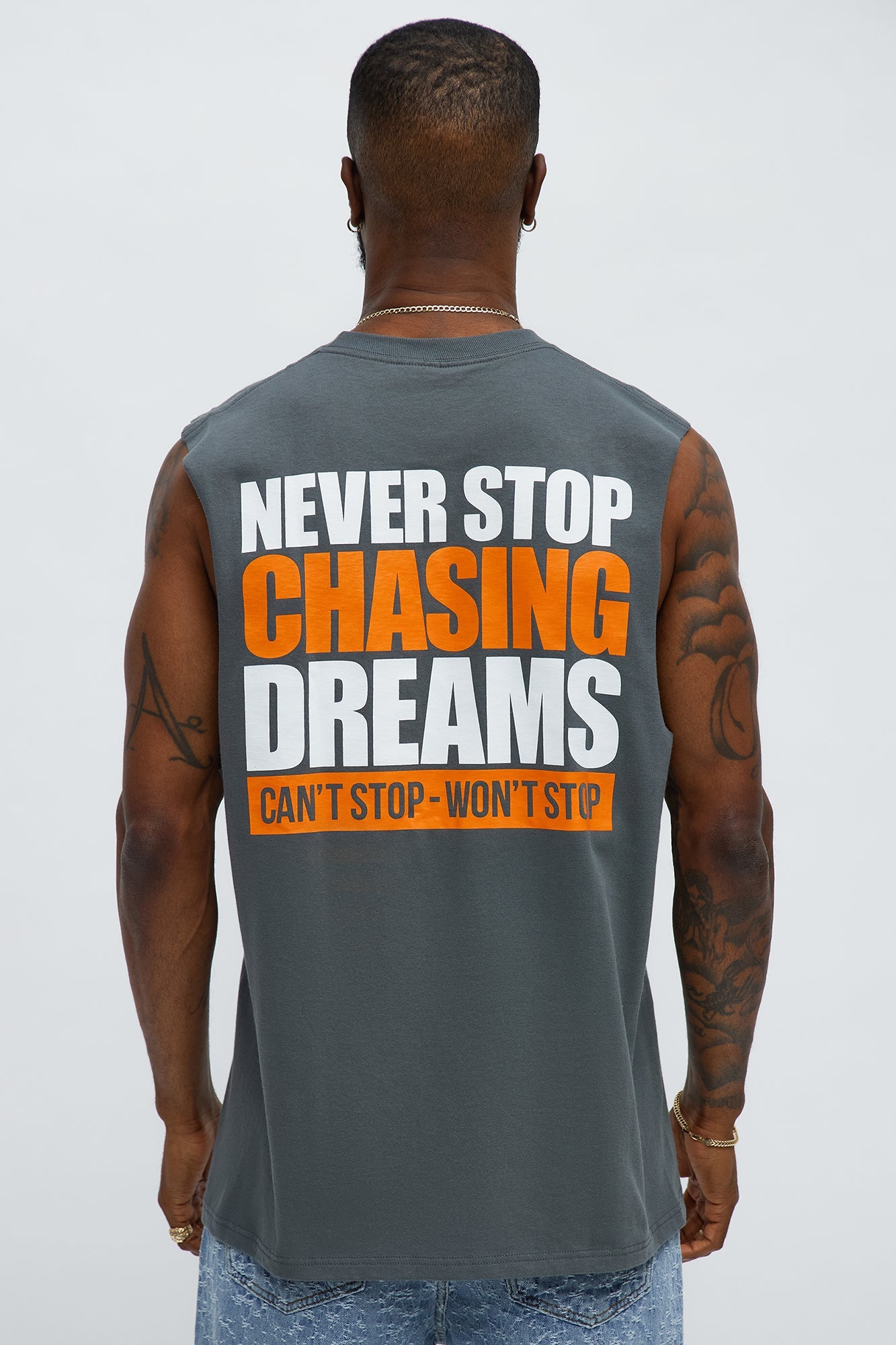 Never Stop Chasing Dreams Muscle Tee - Grey
