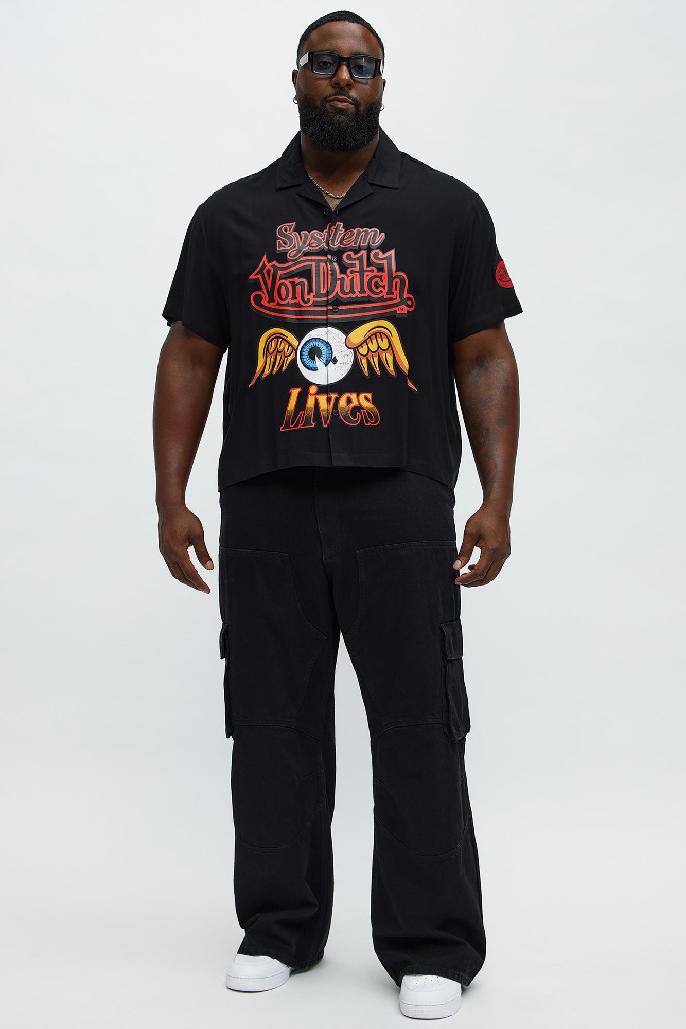 Von Dutch Cropped Logo Button Up Shirt - Black