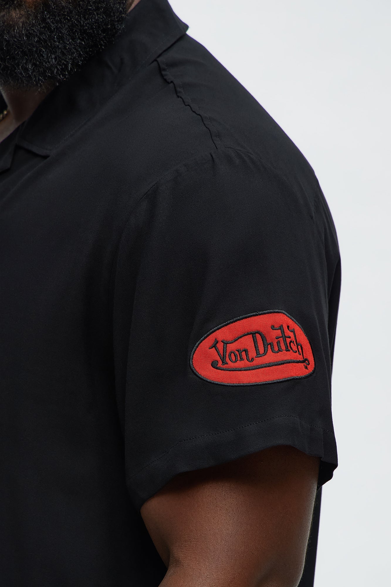 Von Dutch Cropped Logo Button Up Shirt - Black