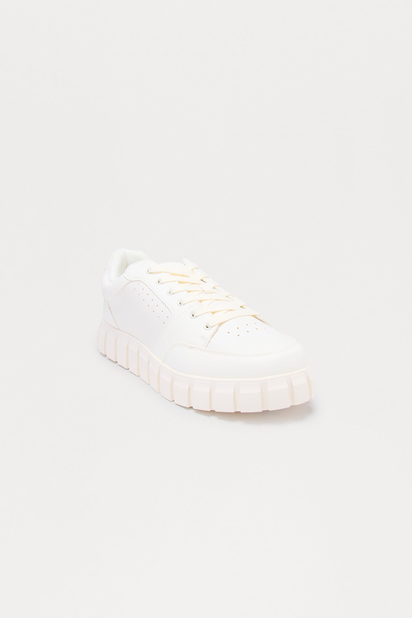 Casual Edge Chunky Low Sneaker - White