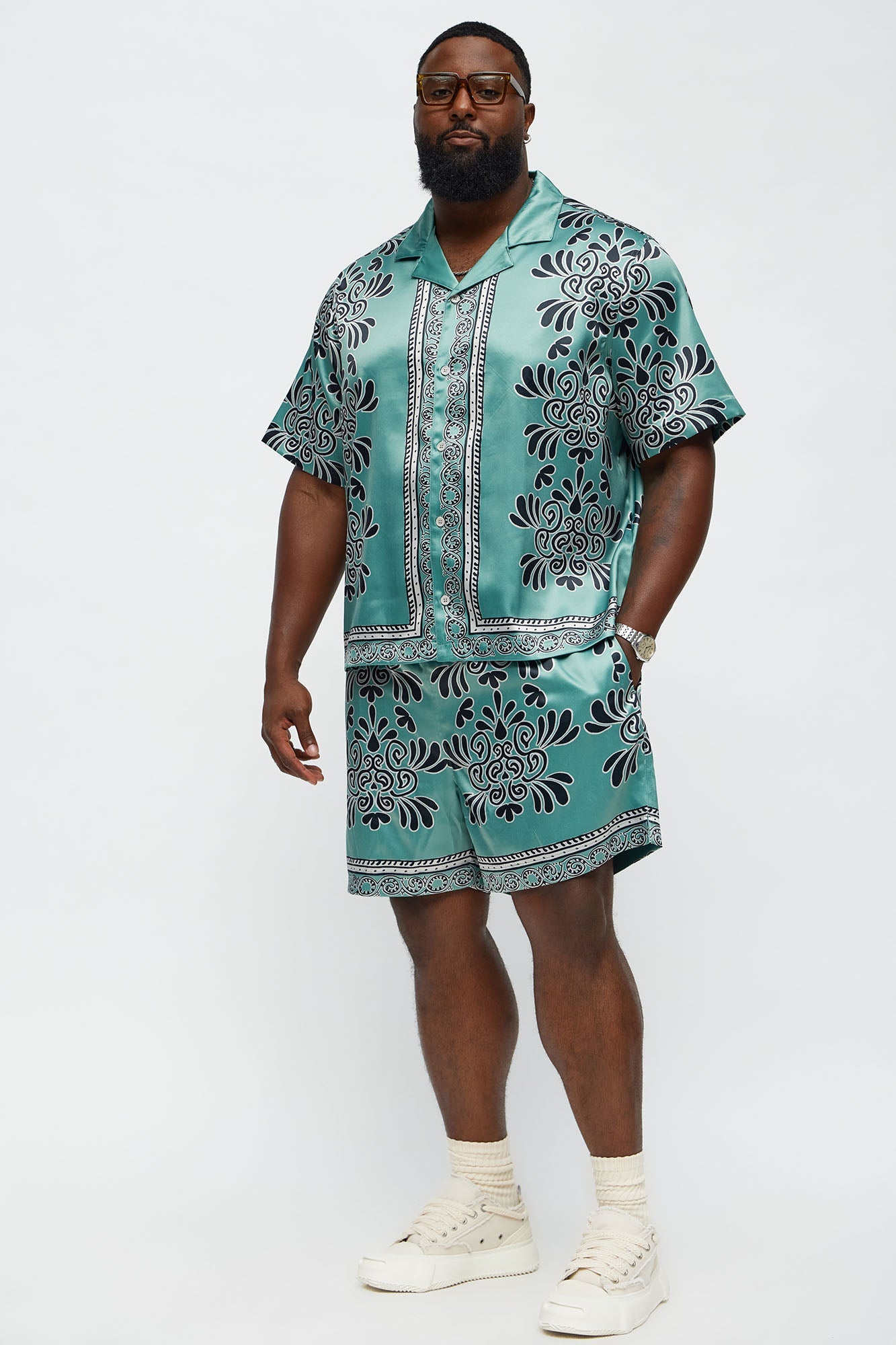 Relaxed Centerpiece Short - Green/combo