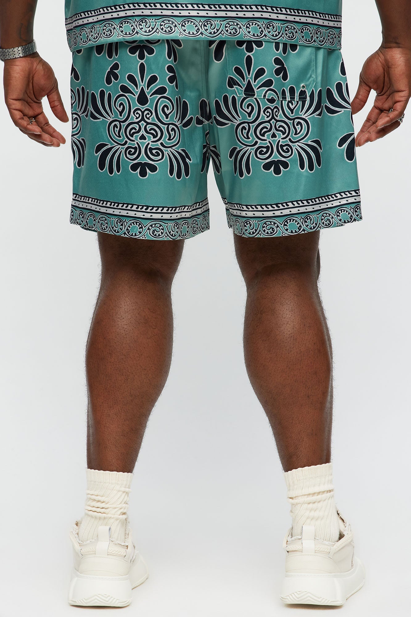 Relaxed Centerpiece Short - Green/combo