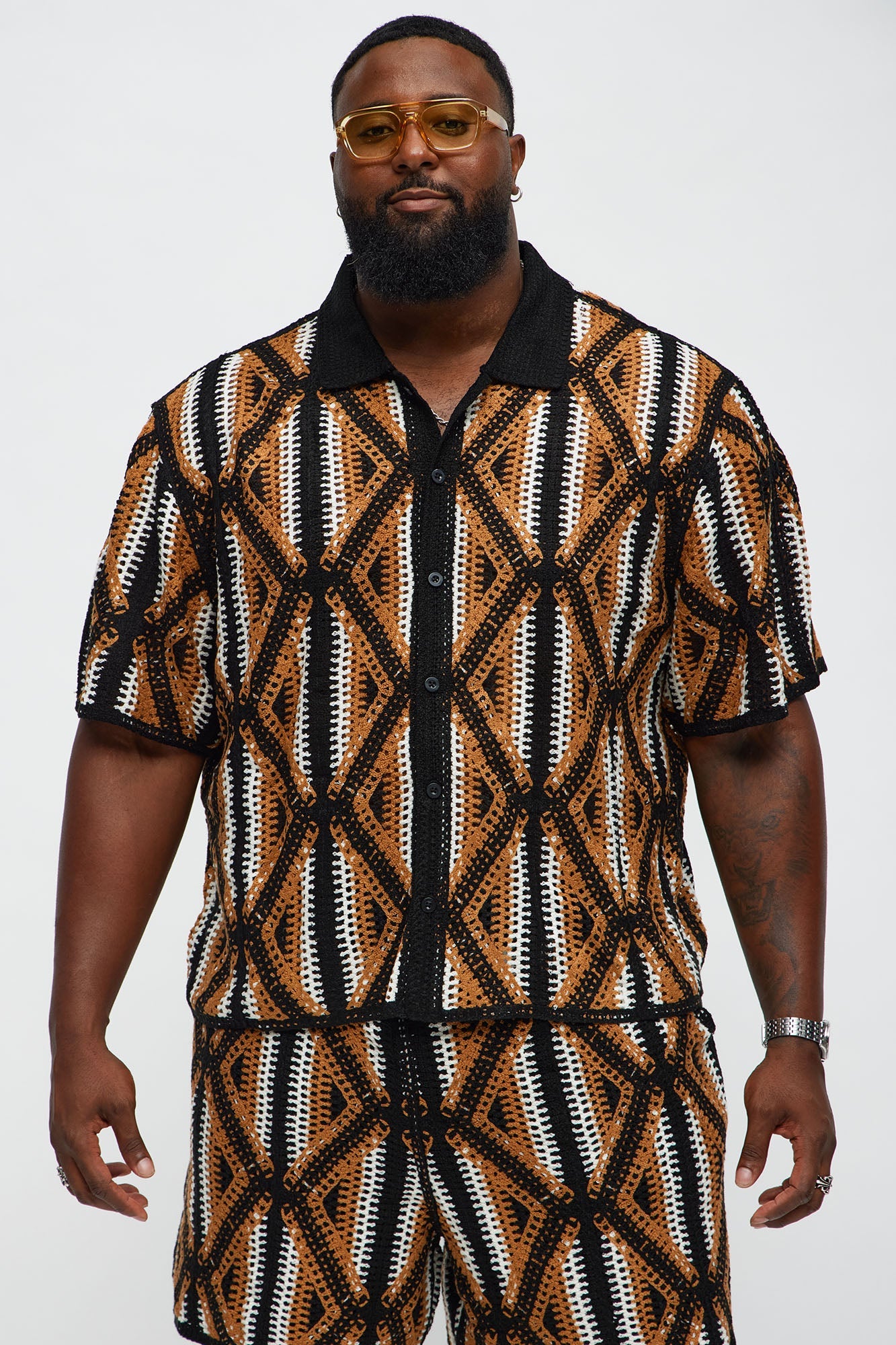 Cropped Relaxed Triangles Knit Closed Collar Shirt - Black/combo