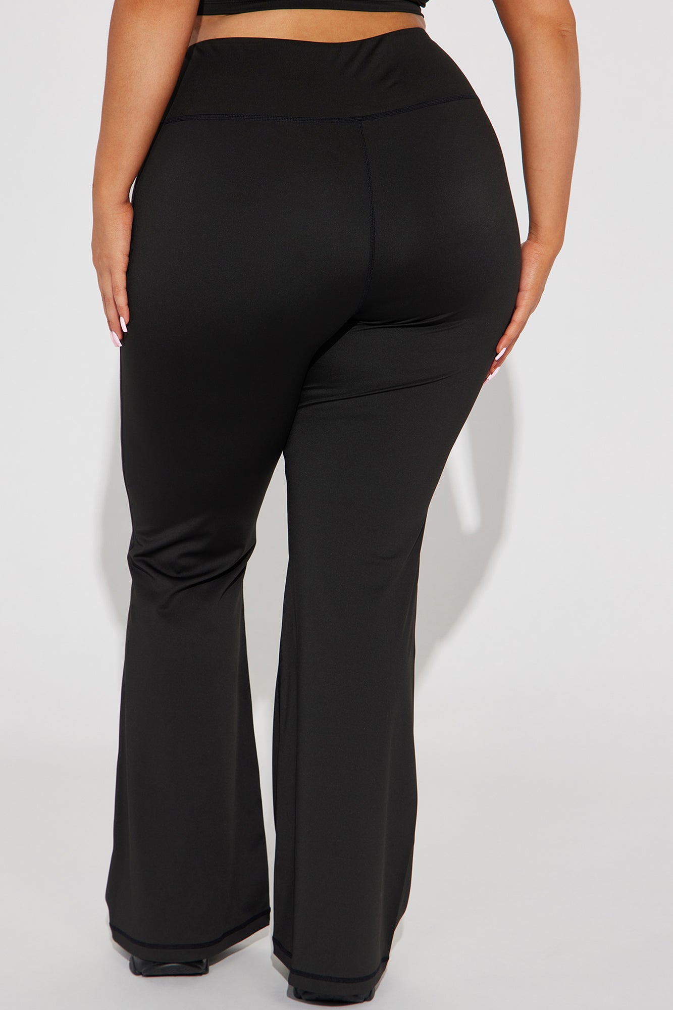 Lily Active Flare Pant - Black