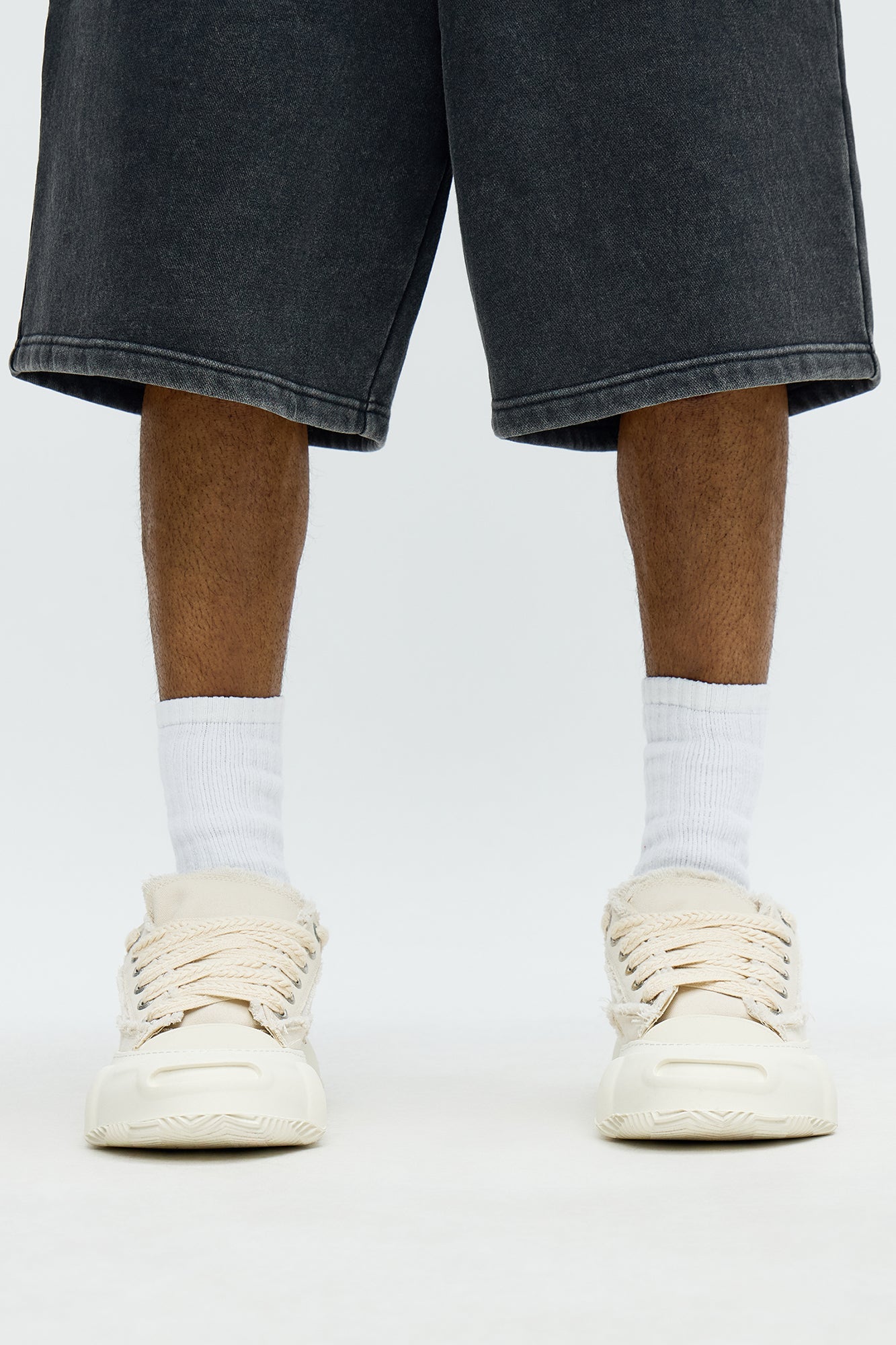 Bold Step Canvas Chunky Low Sneaker - Cream/combo