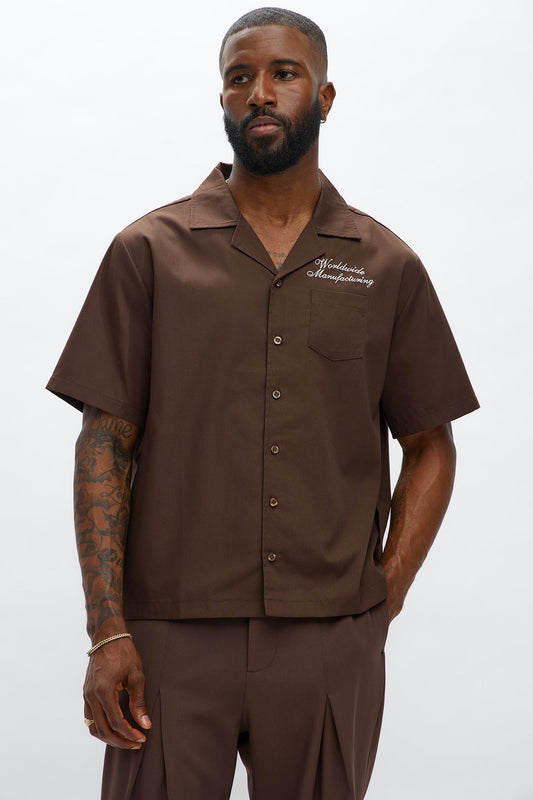 Cropped Worldwide Manufacturing Button Up Shirt - Dark Brown