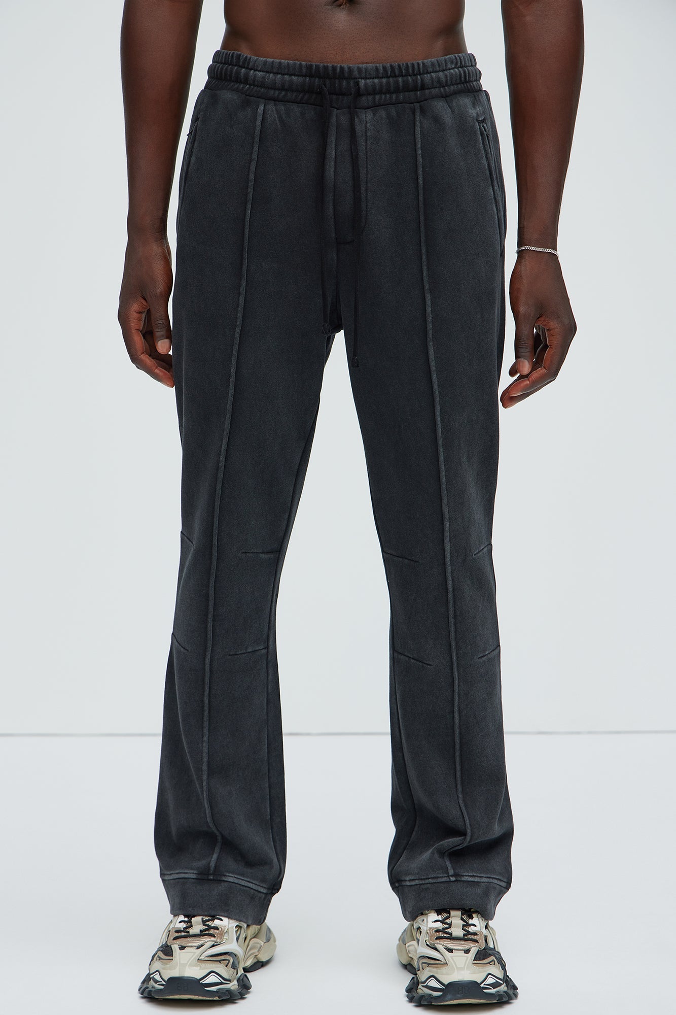 Ian Skinny Flare Sweatpants - Black