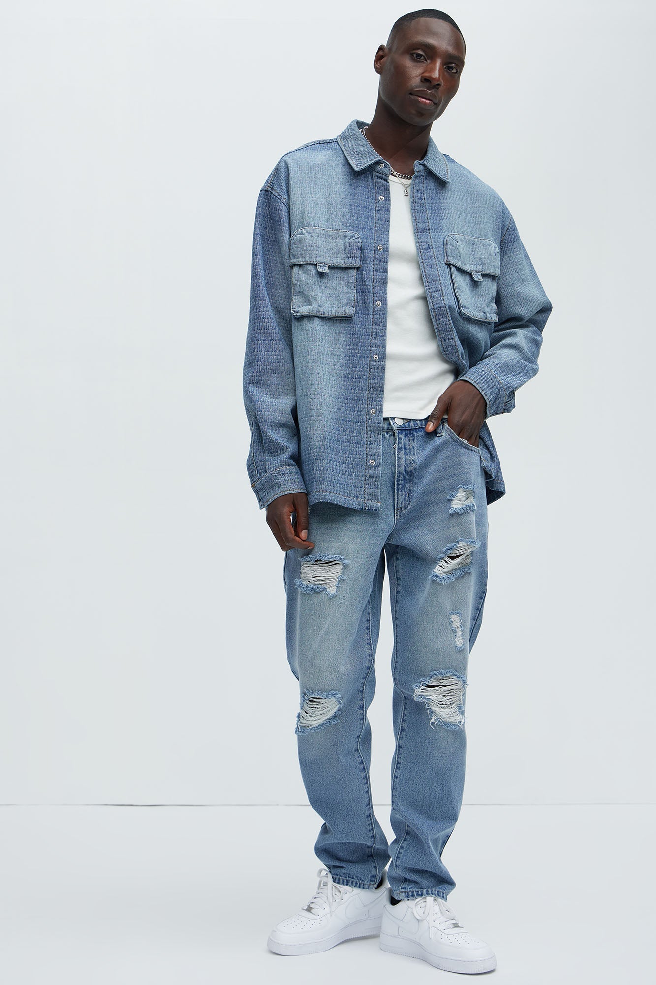 Peter Straight Distressed Jeans - Light Wash