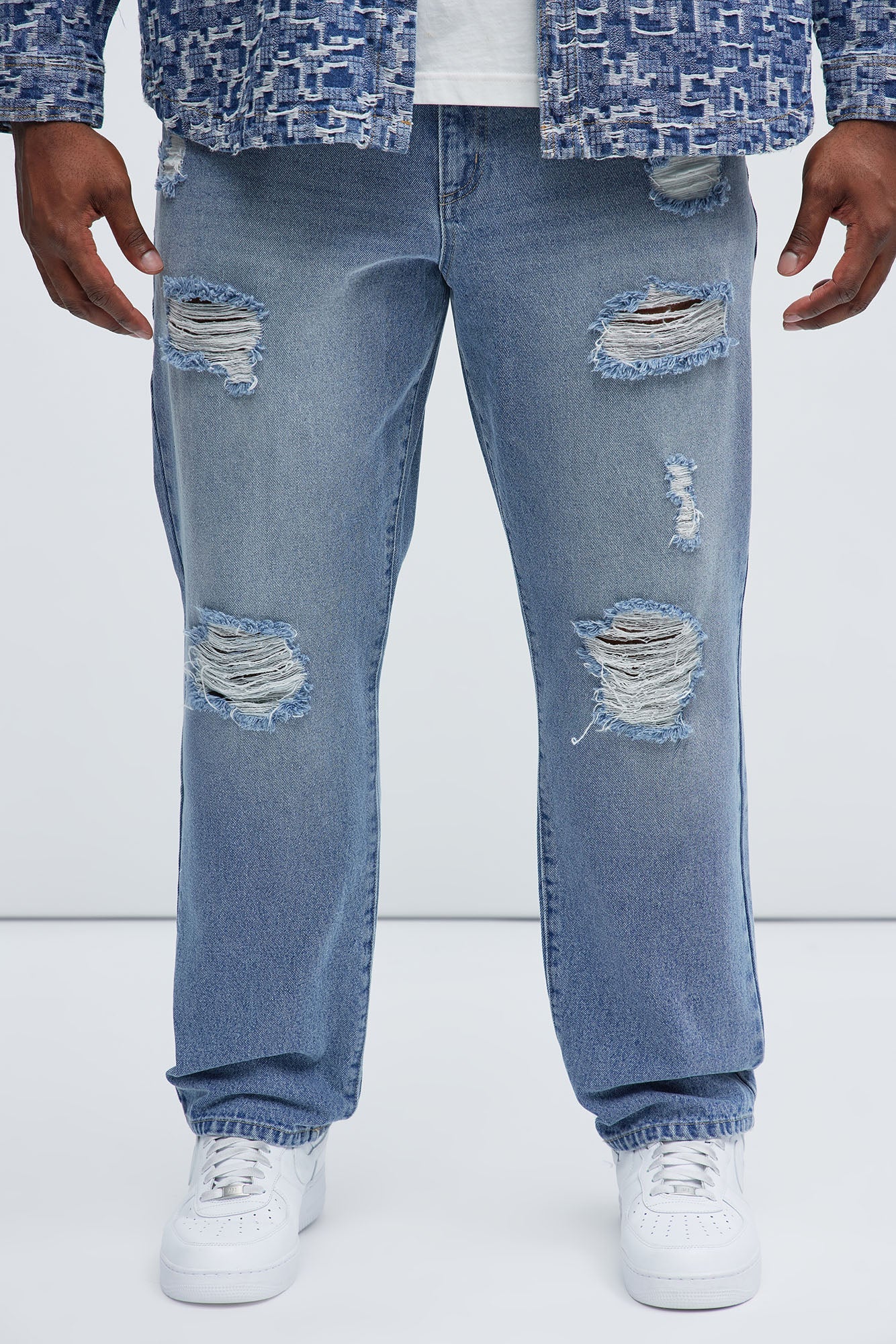 Peter Straight Distressed Jeans - Light Wash