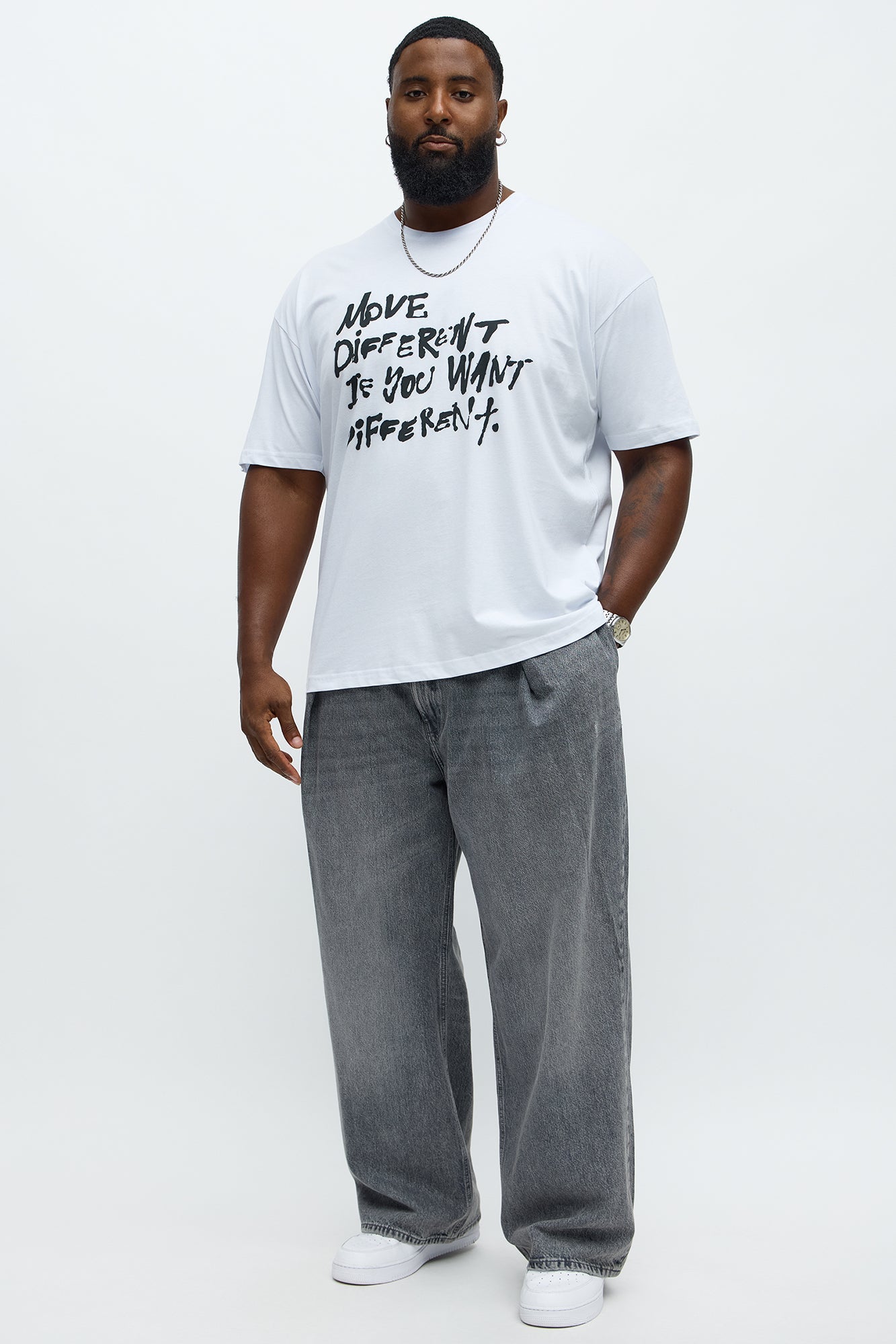 Move Different Short Sleeve Tee - White