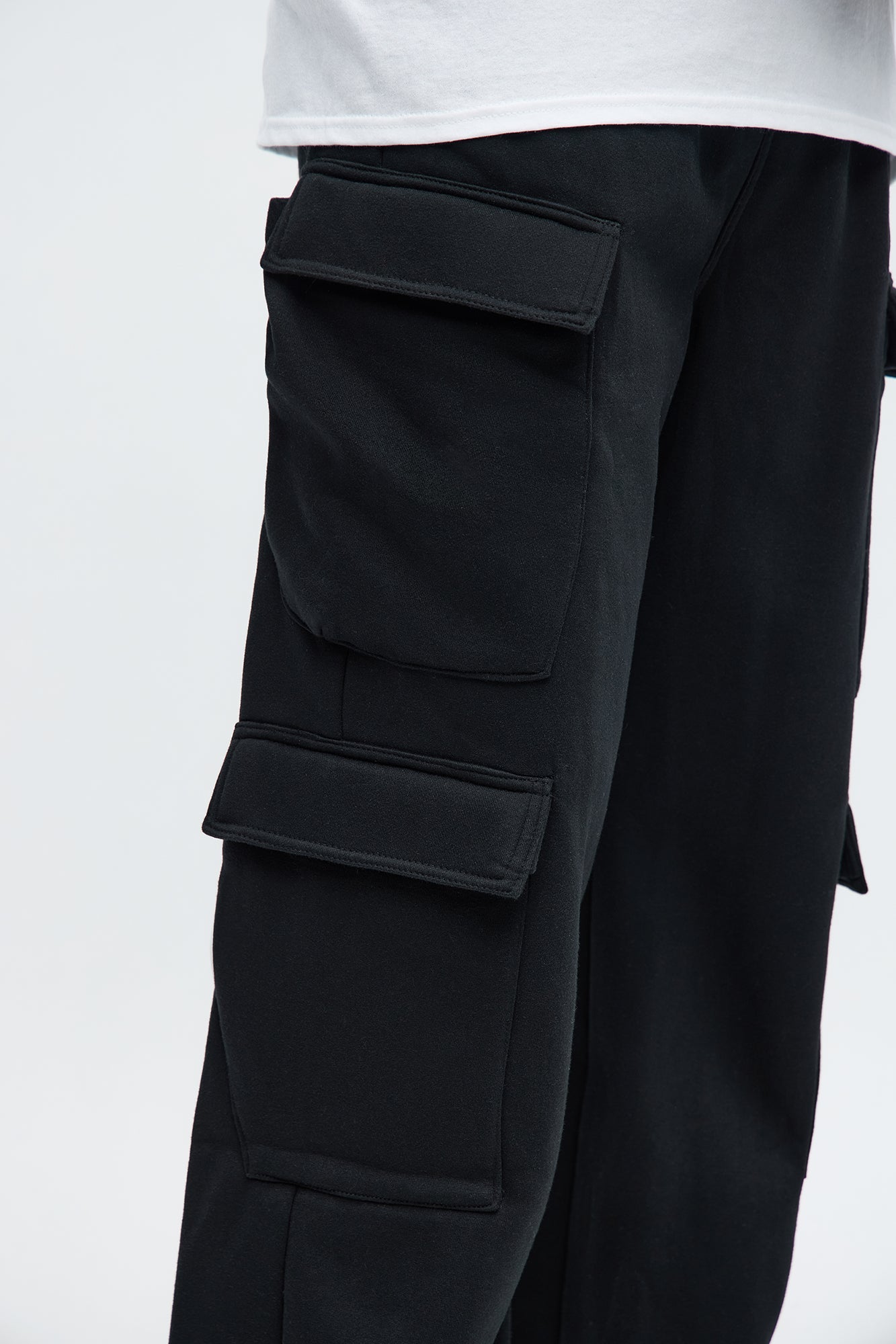 Baggy Cargo Hustler Sweatpant - Black