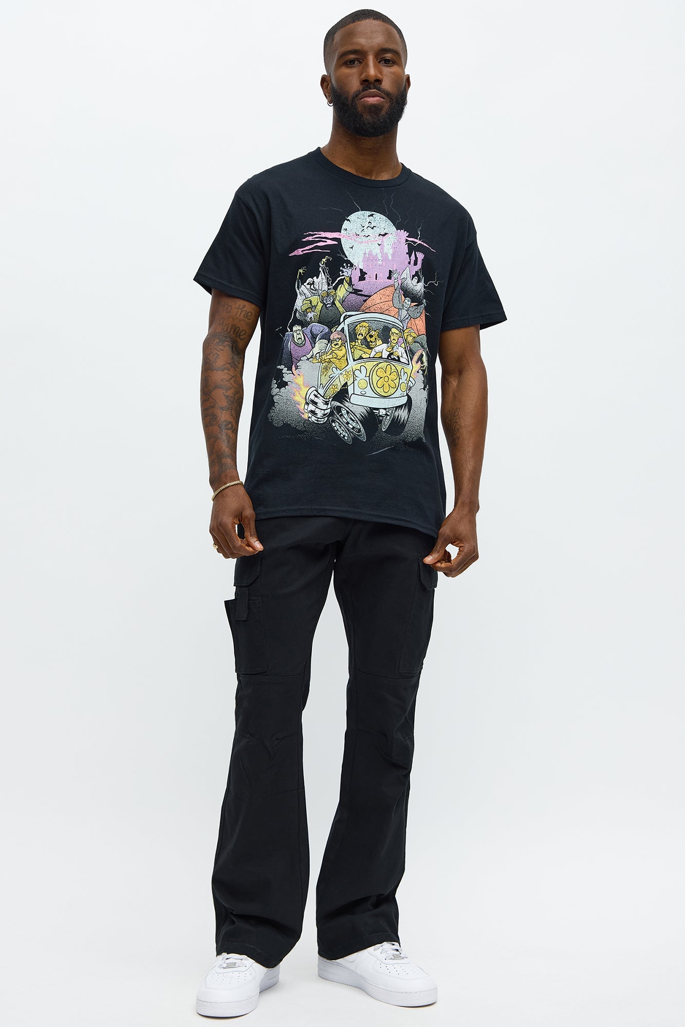 Scooby Doo Gang And Ghouls Short Sleeve Tee - Black