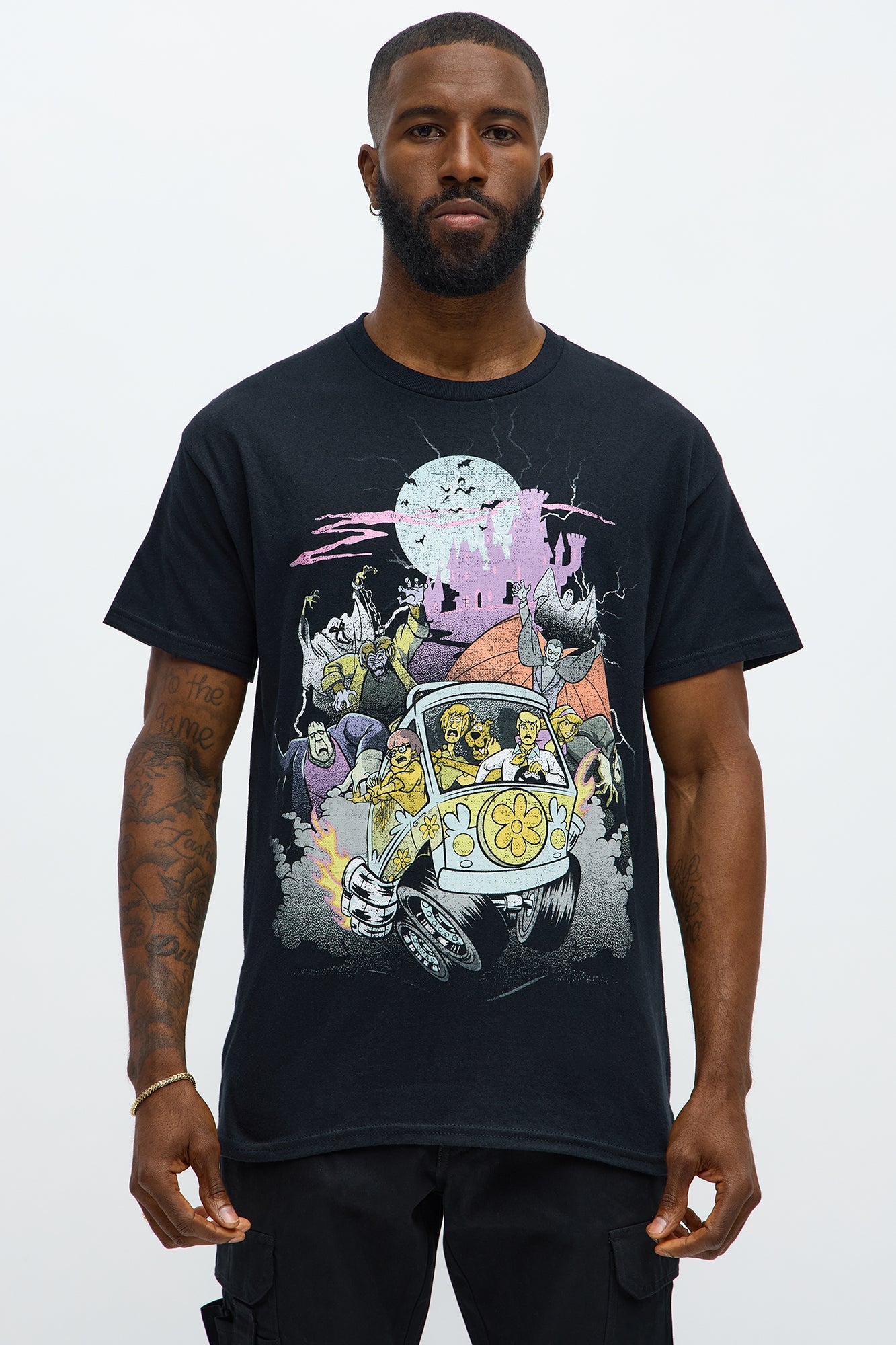 Scooby Doo Gang And Ghouls Short Sleeve Tee - Black
