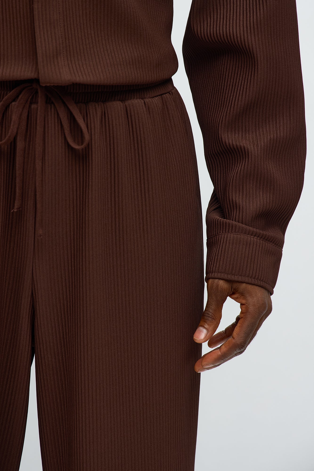 Show Up Baggy Elastic Waist Pant - Brown