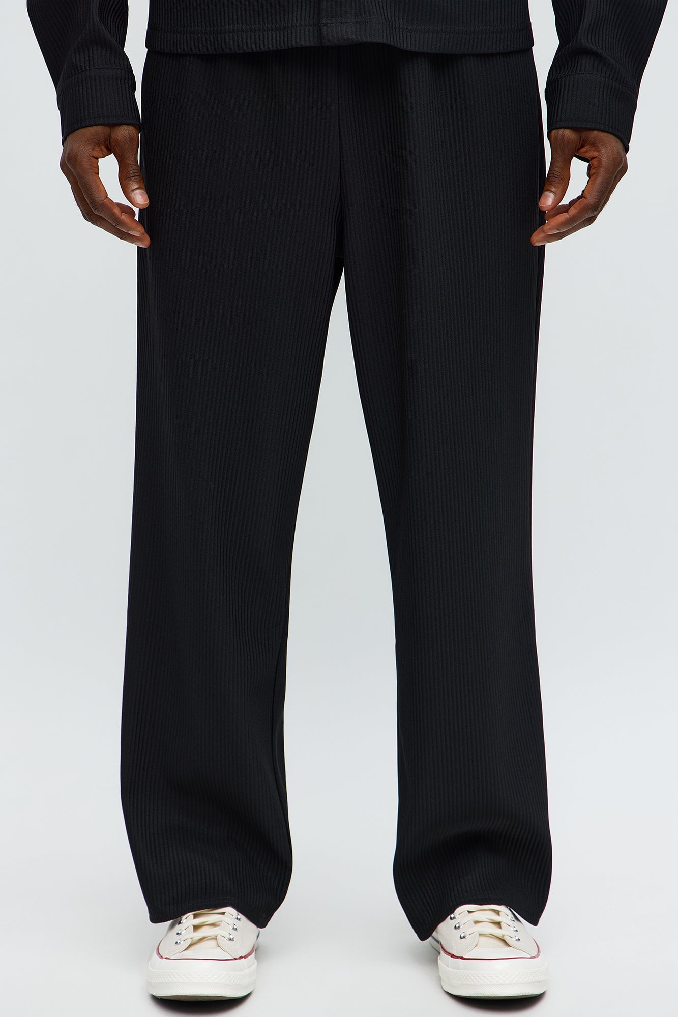 Show Up Baggy Elastic Waist Pant - Black
