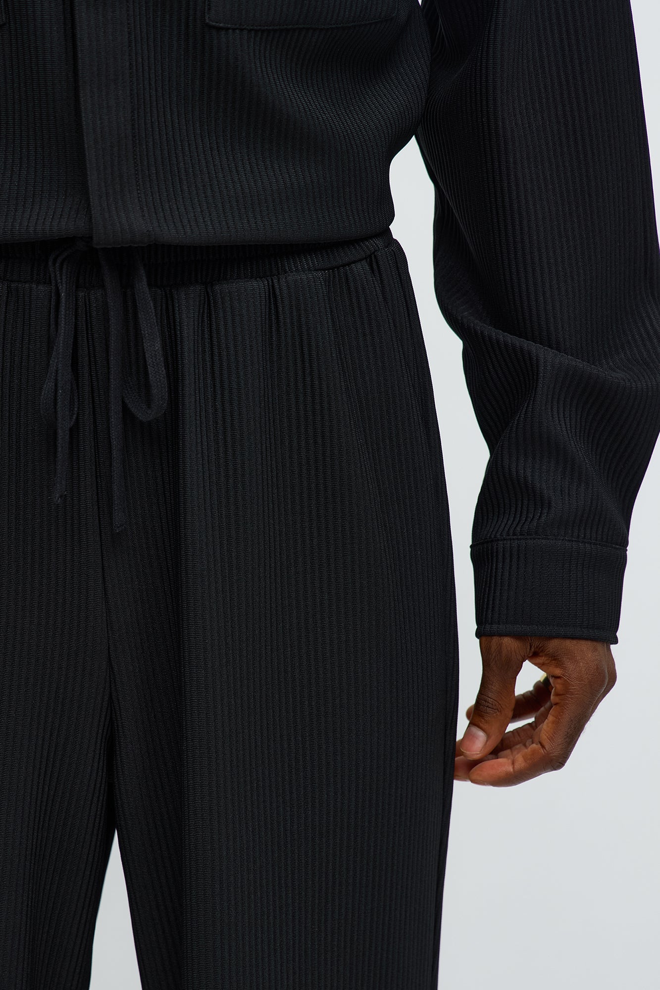 Show Up Baggy Elastic Waist Pant - Black