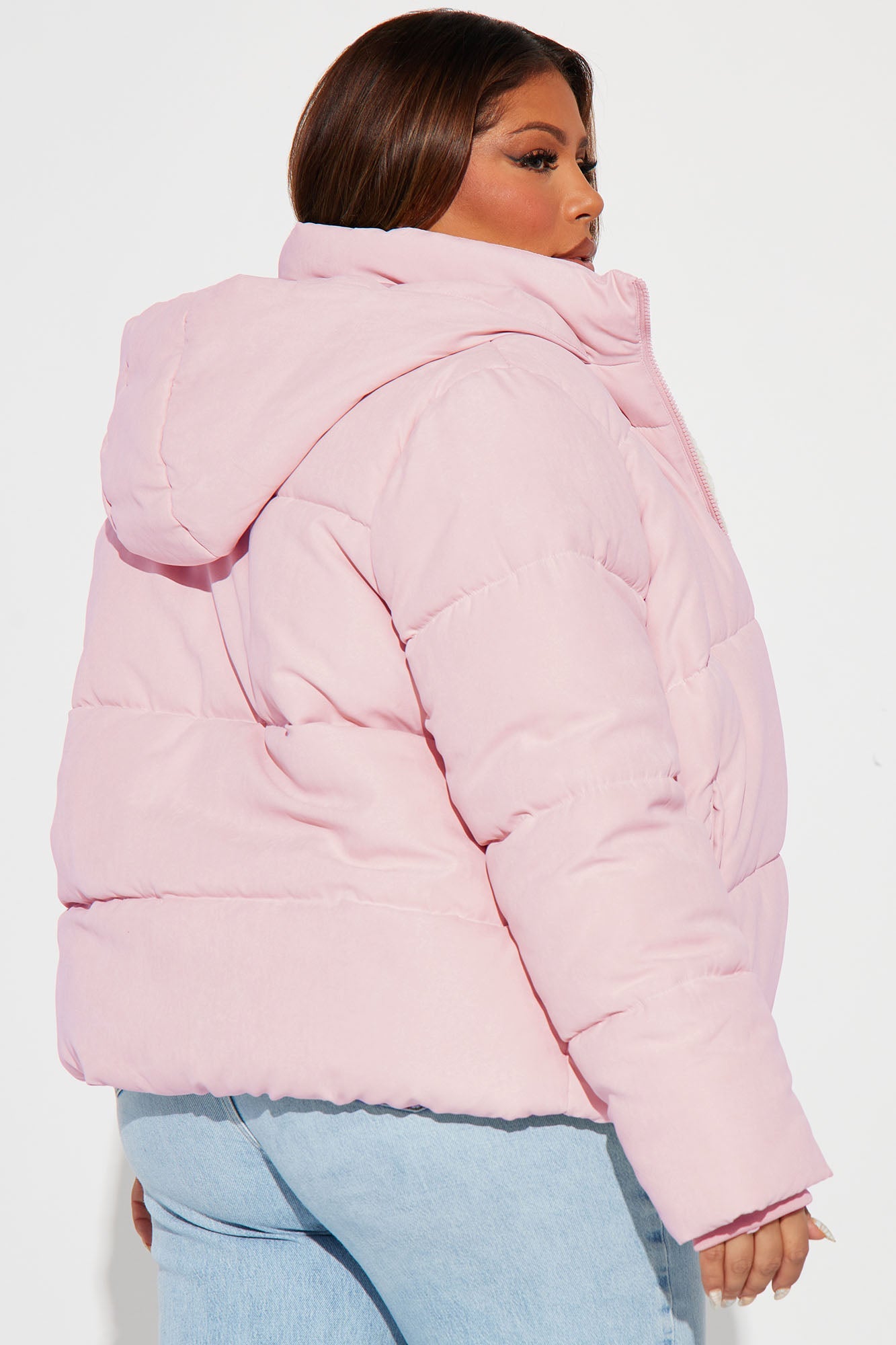 In The Middle Of The City Puffer Jacket - Pink