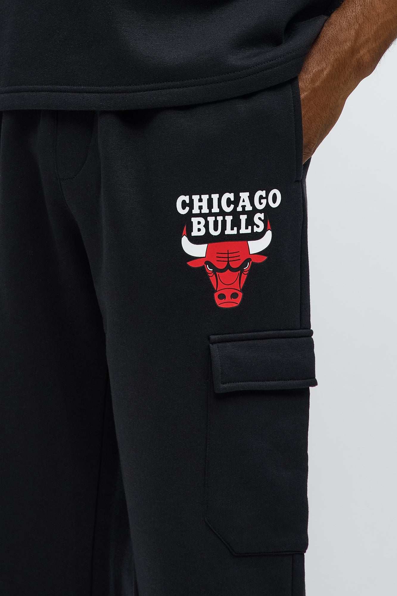 Bulls Cargo Sweatpants - Black