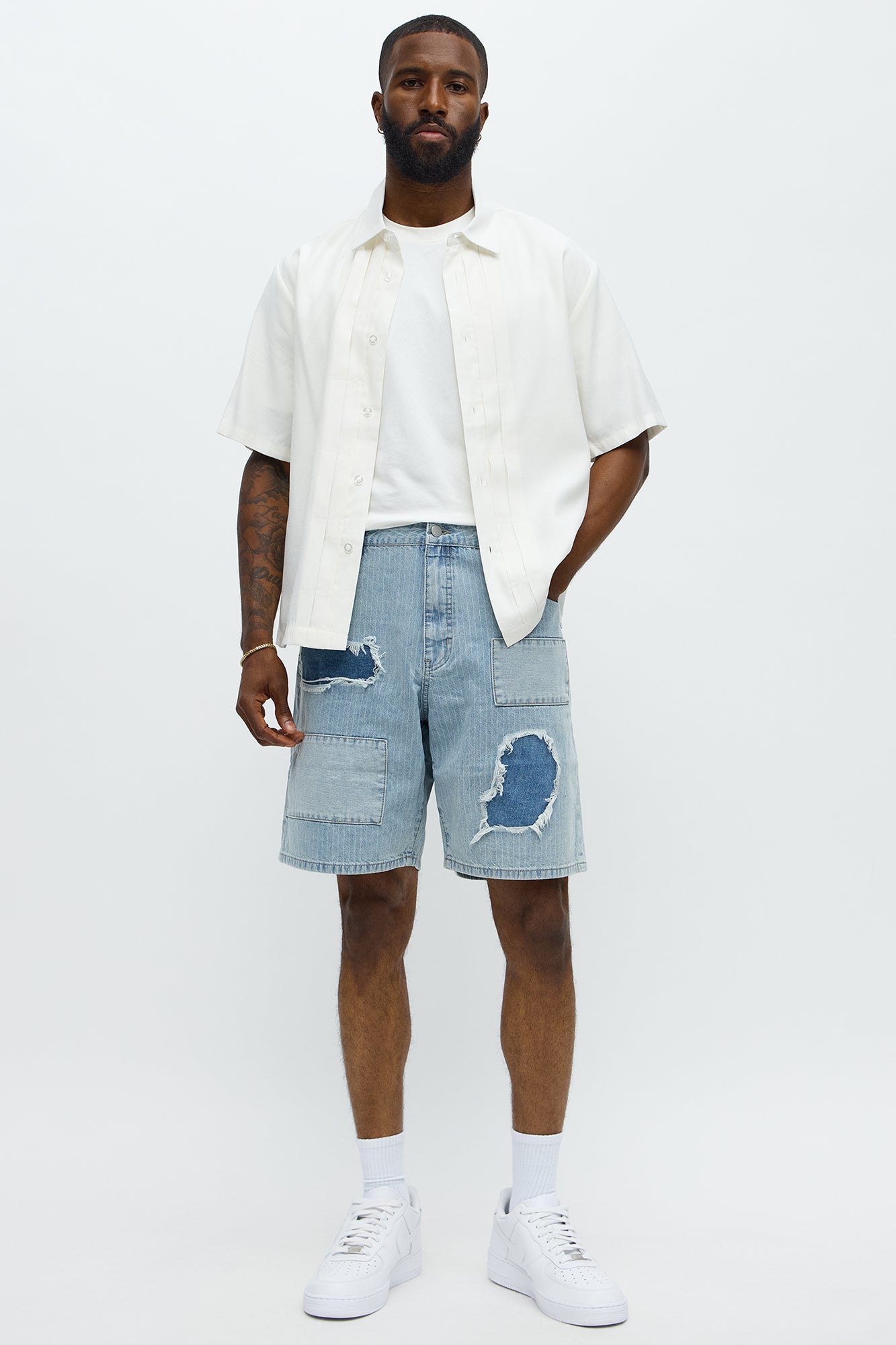 Relaxed Contrast Distressed Denim Short - Medium Wash