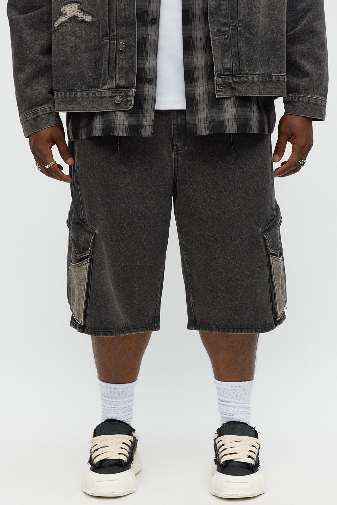 Baggy Bit Contrast Cargo Denim Short - Black Wash