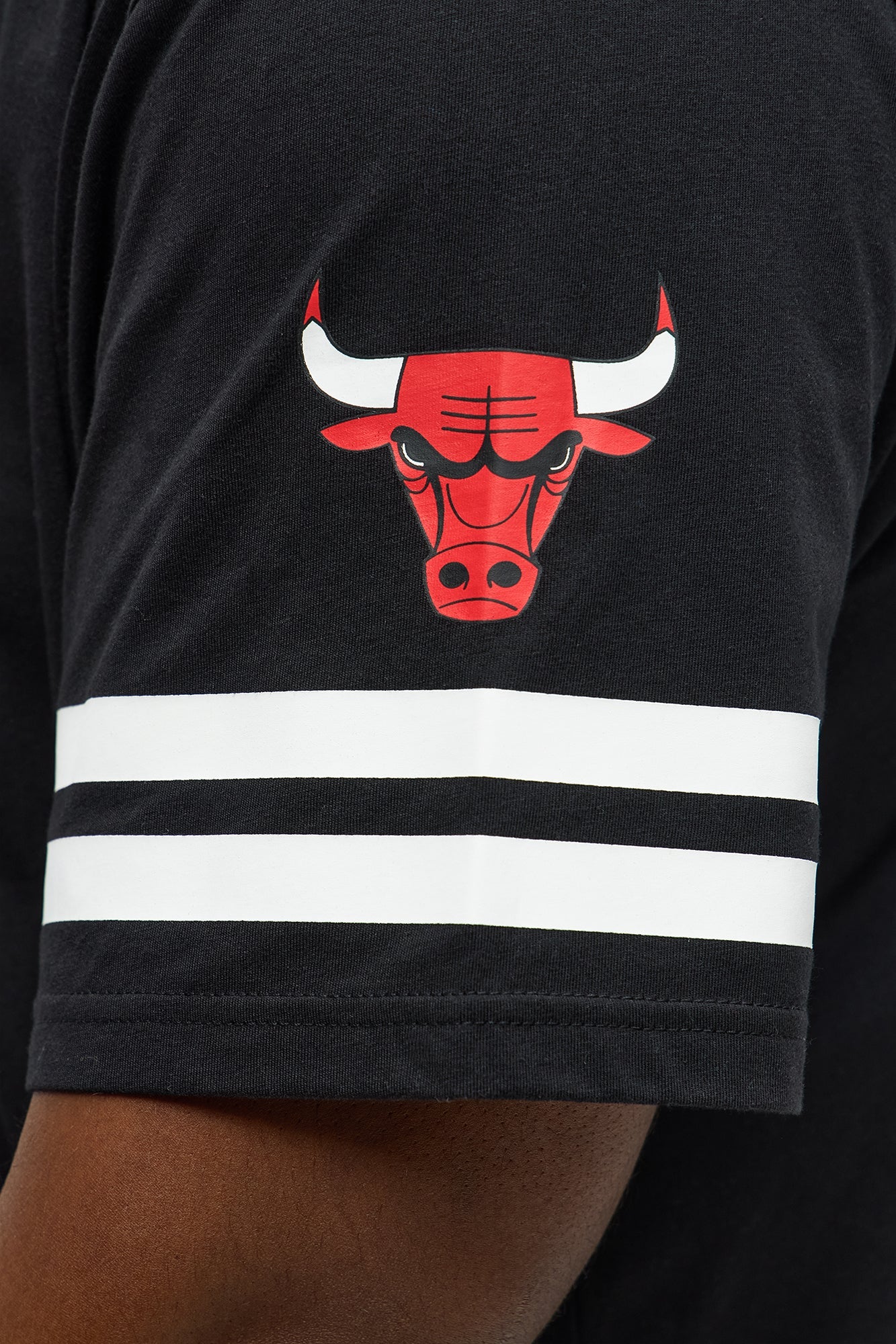 Bulls Boxy Number Tee - Black