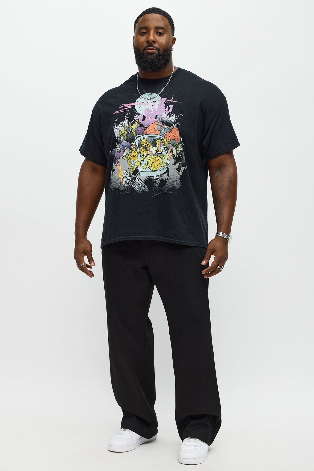 Scooby Doo Gang And Ghouls Short Sleeve Tee - Black