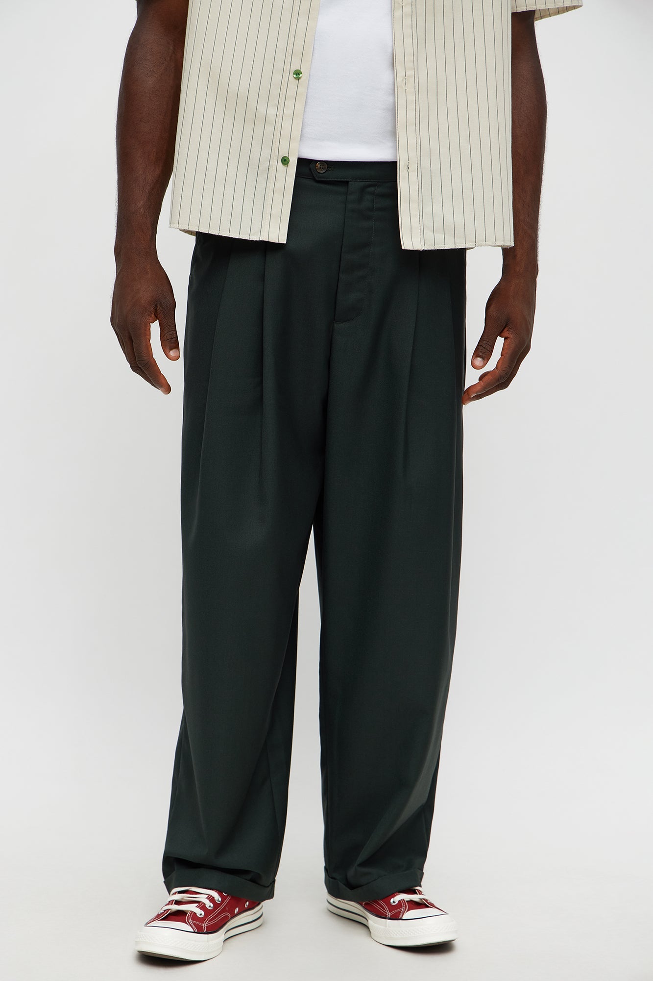 Baggy Pleated Everyday Trouser - Olive