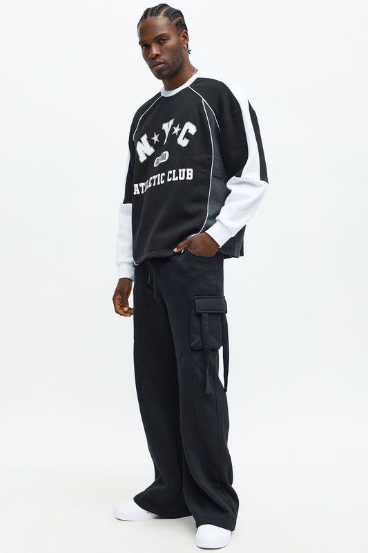 Baggy Cargo Look At Me Sweatpants - Black