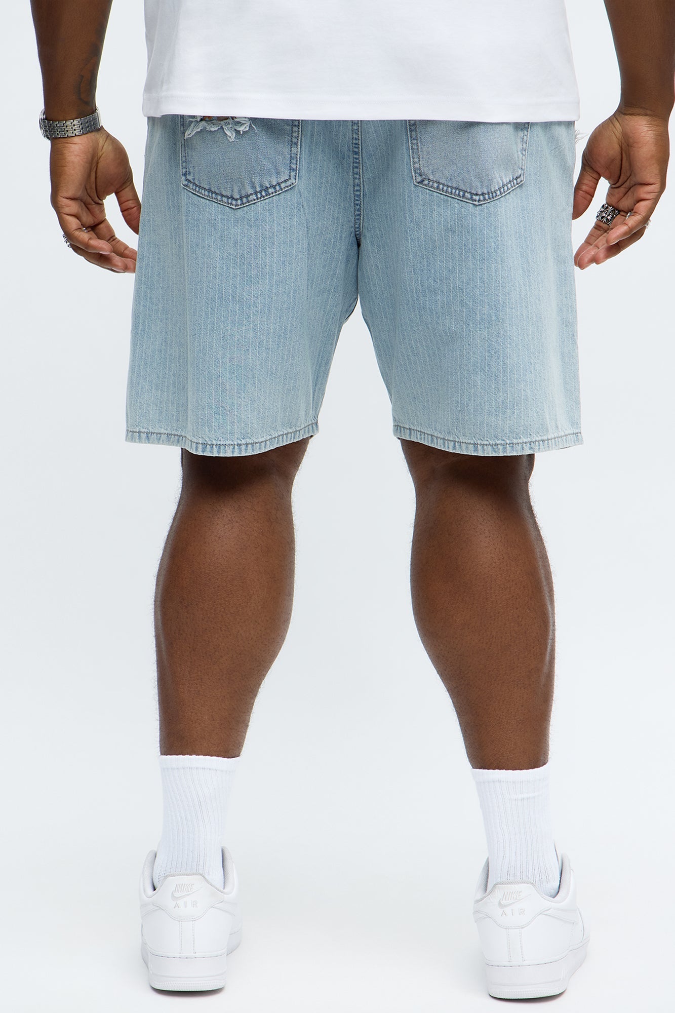 Relaxed Contrast Distressed Denim Short - Medium Wash