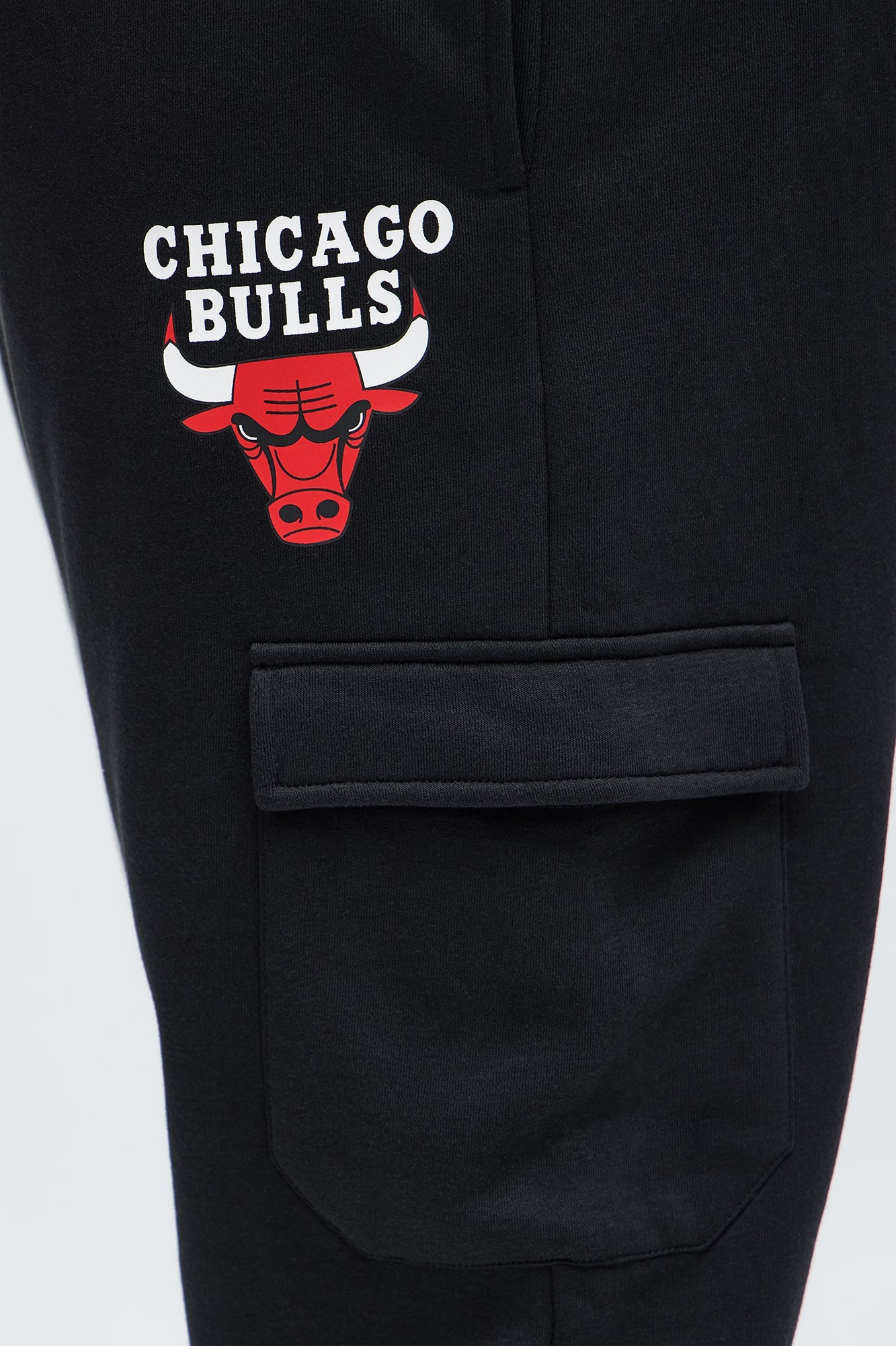 Bulls Cargo Sweatpants - Black