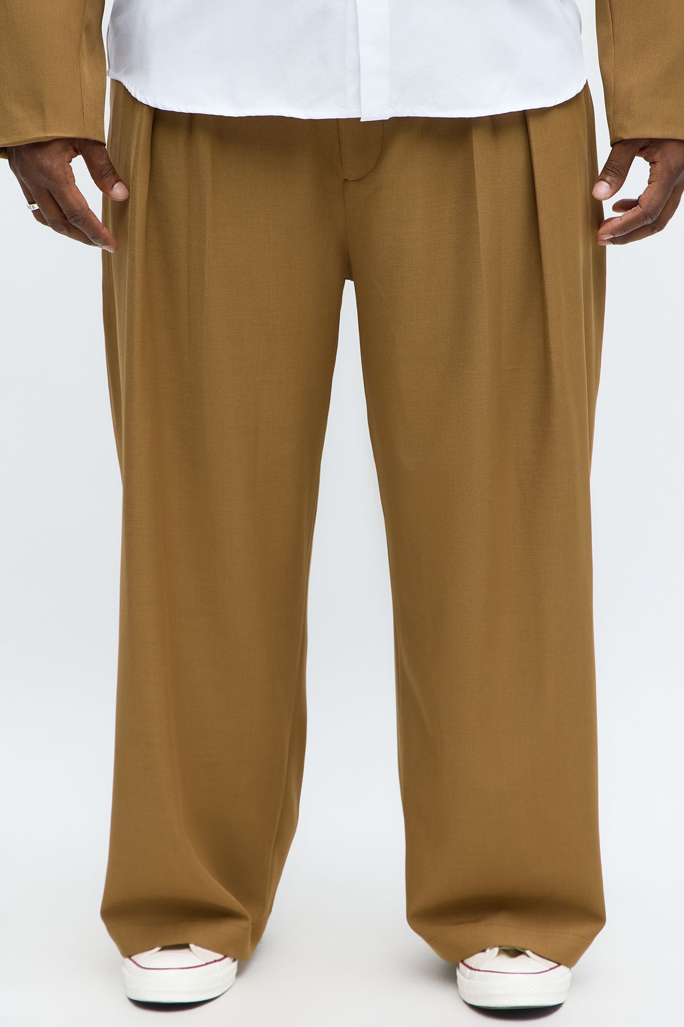 Strikeout Pleated Trouser - Brown