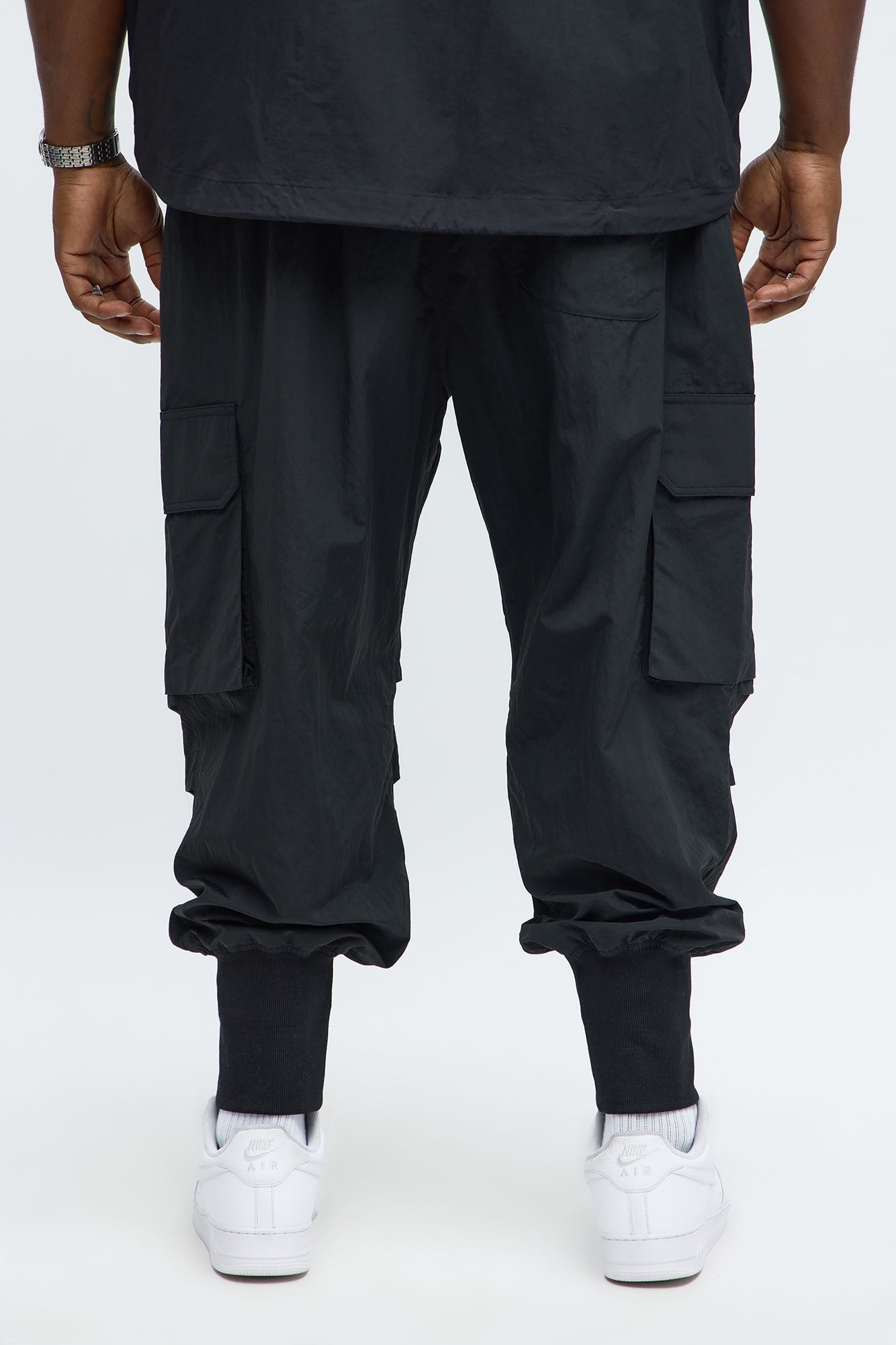 Relaxed Drop Waist Cargo Jogger - Black