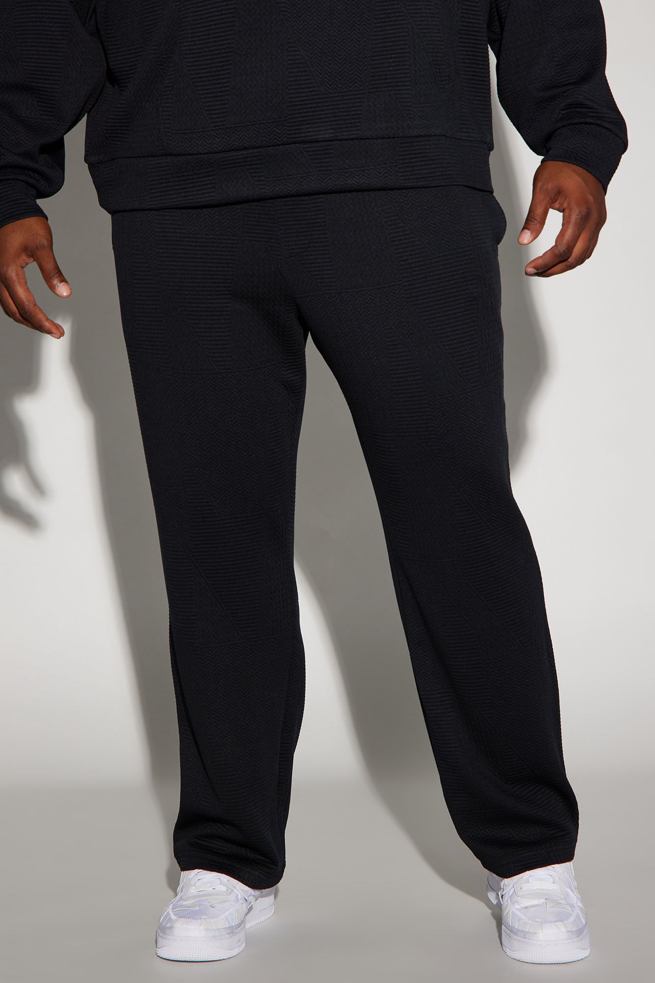 Textured Triangles Slim Pants - Black