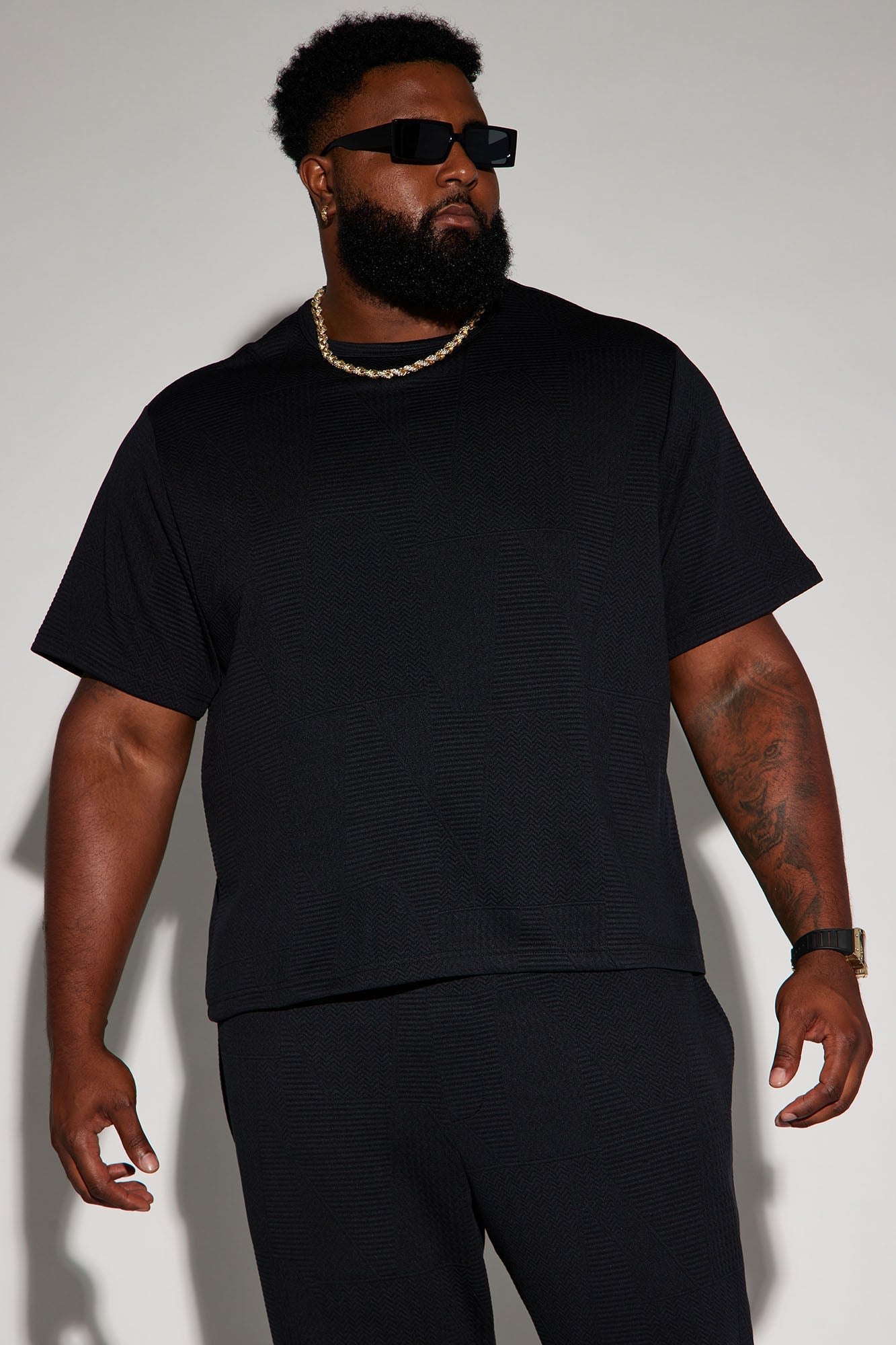 Textured Triangles Relaxed Crew Neck Tee - Black