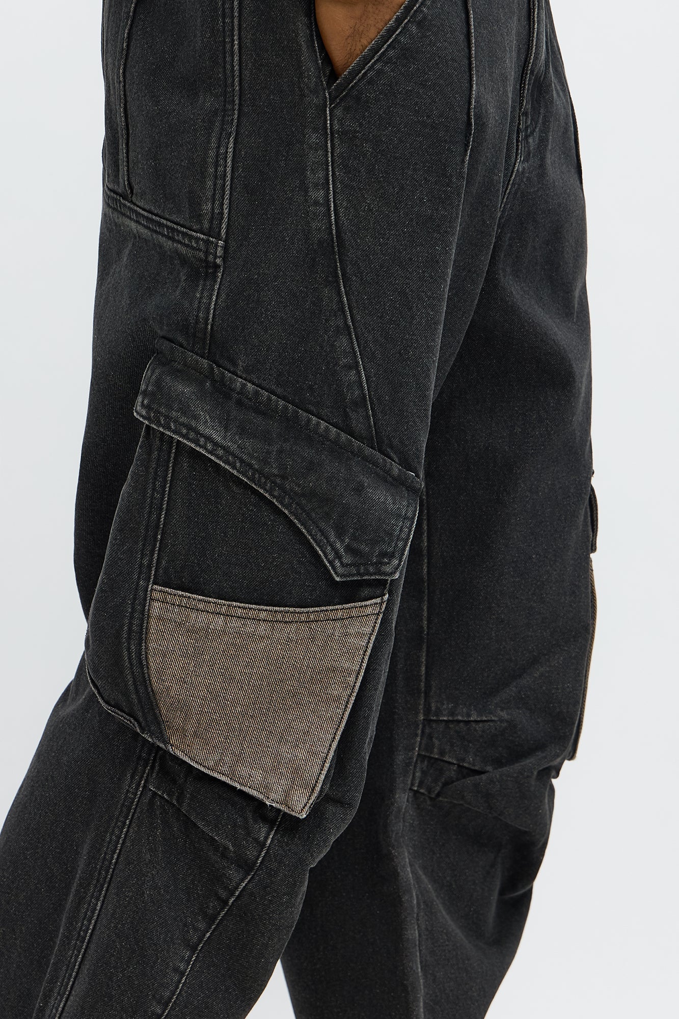 Baggy Bit Contrast Cargo Jean - Black Wash