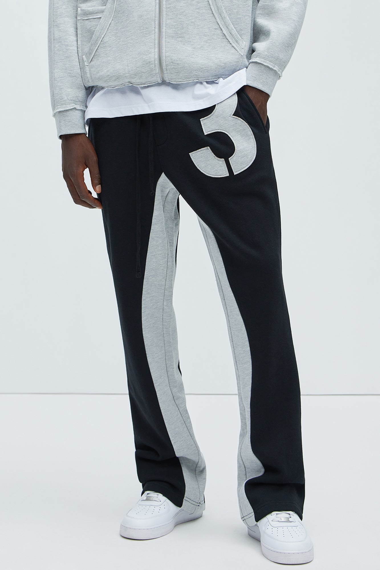 Tyson Number 3 Skinny Flare Sweatpants - Black/combo