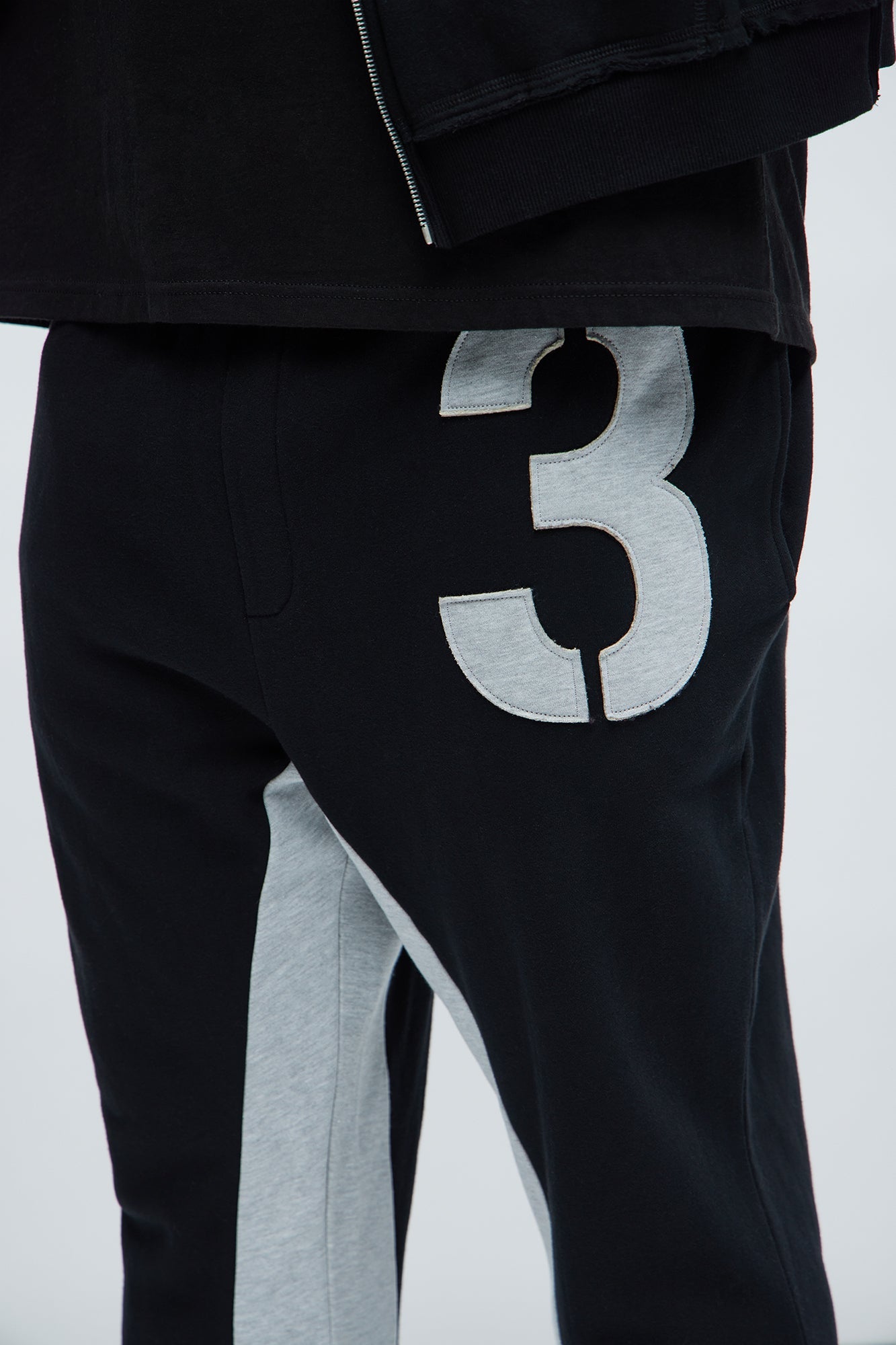 Tyson Number 3 Skinny Flare Sweatpants - Black/combo