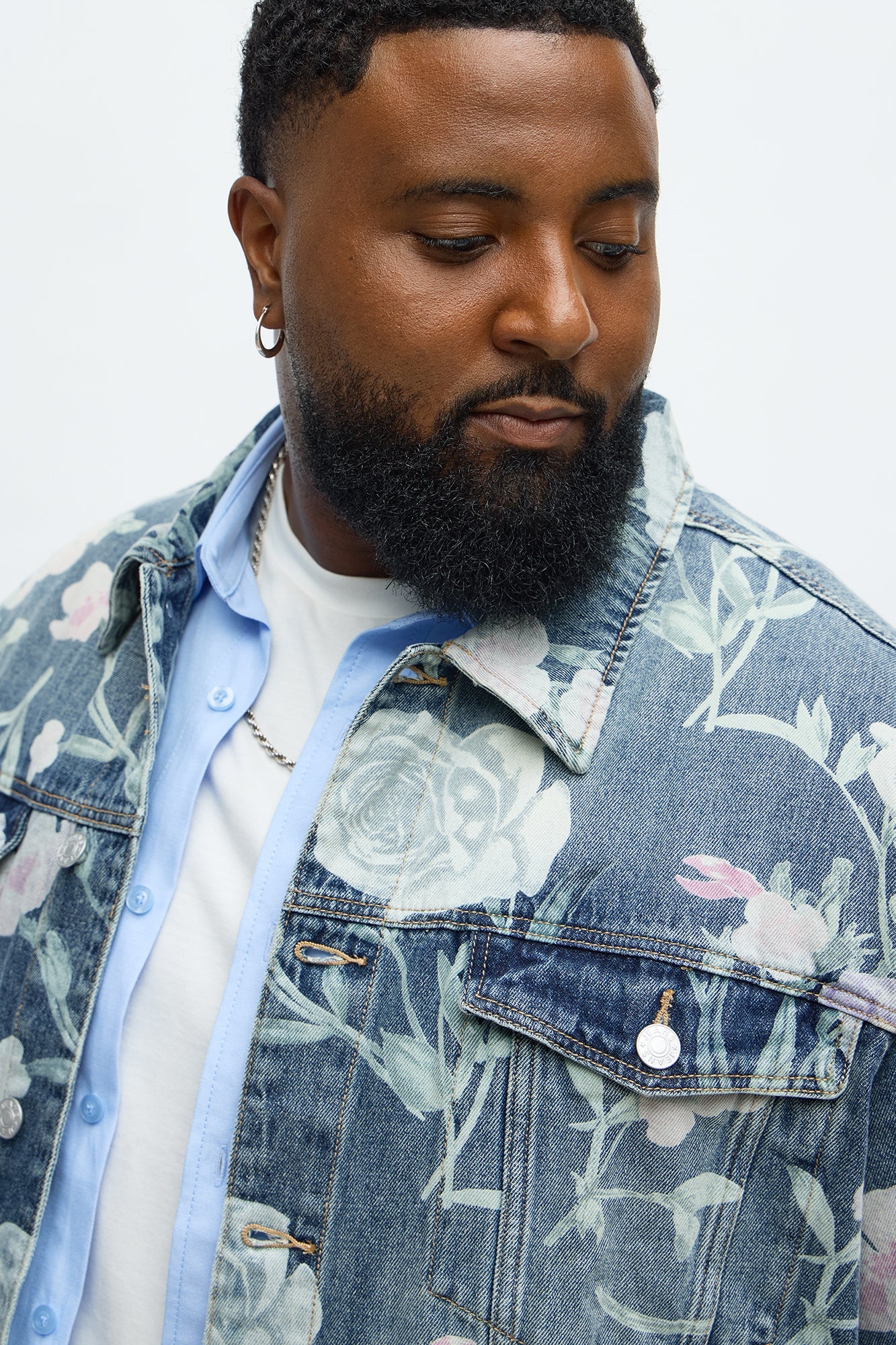 Fallen Roses Trucker Jacket - Medium Blue Wash