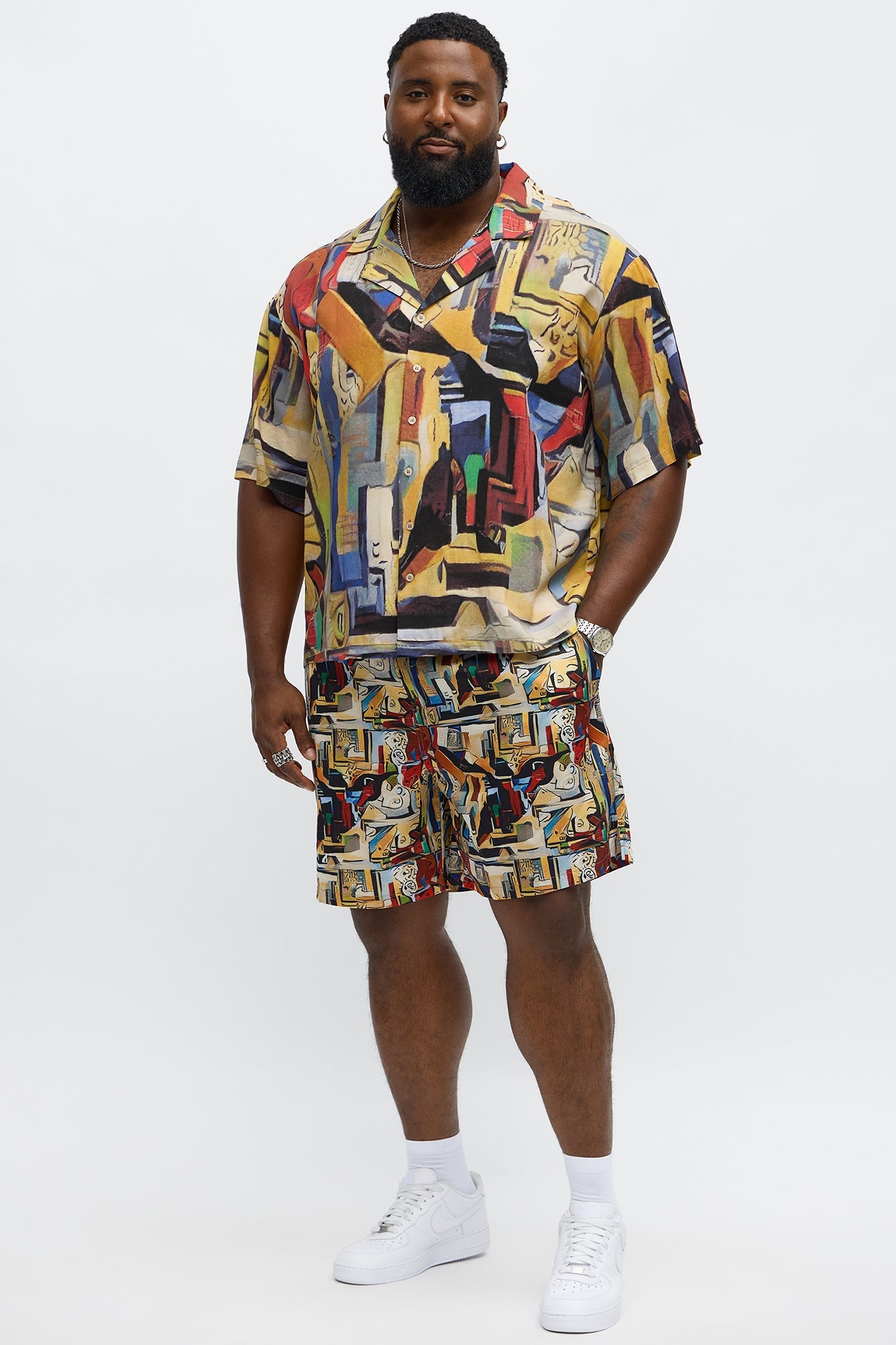 Relaxed Picasso A La Hummingbird Shorts - Multi Color