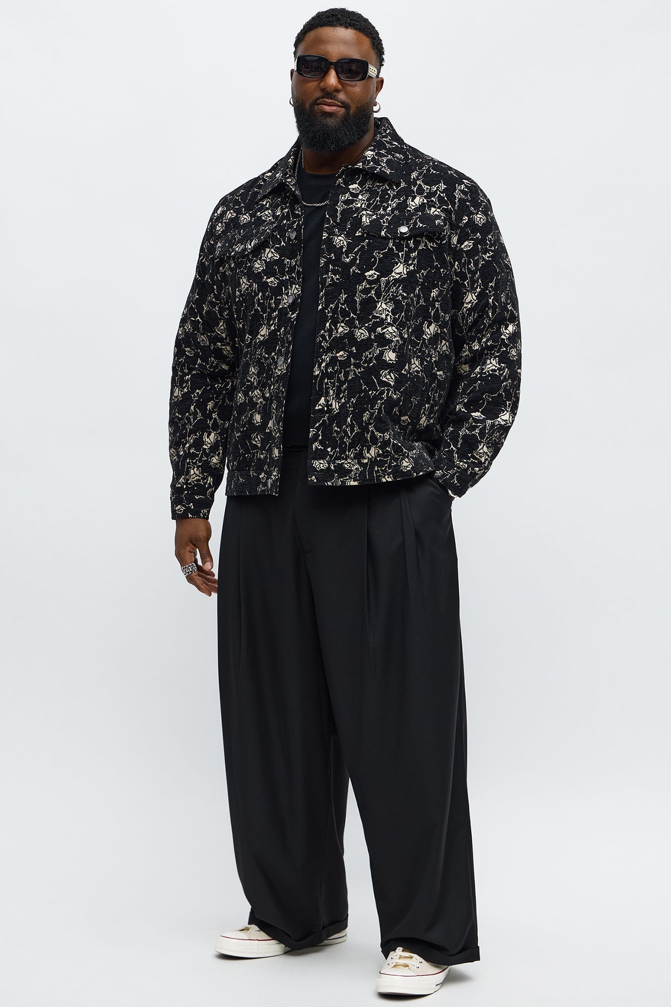 Wild Rose Tapestry Trucker Jacket - Black/combo