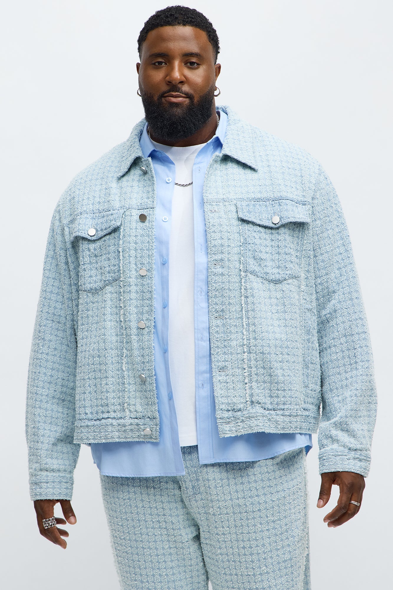 Cropped Textured Frayed Trucker Jacket - Light Blue Wash