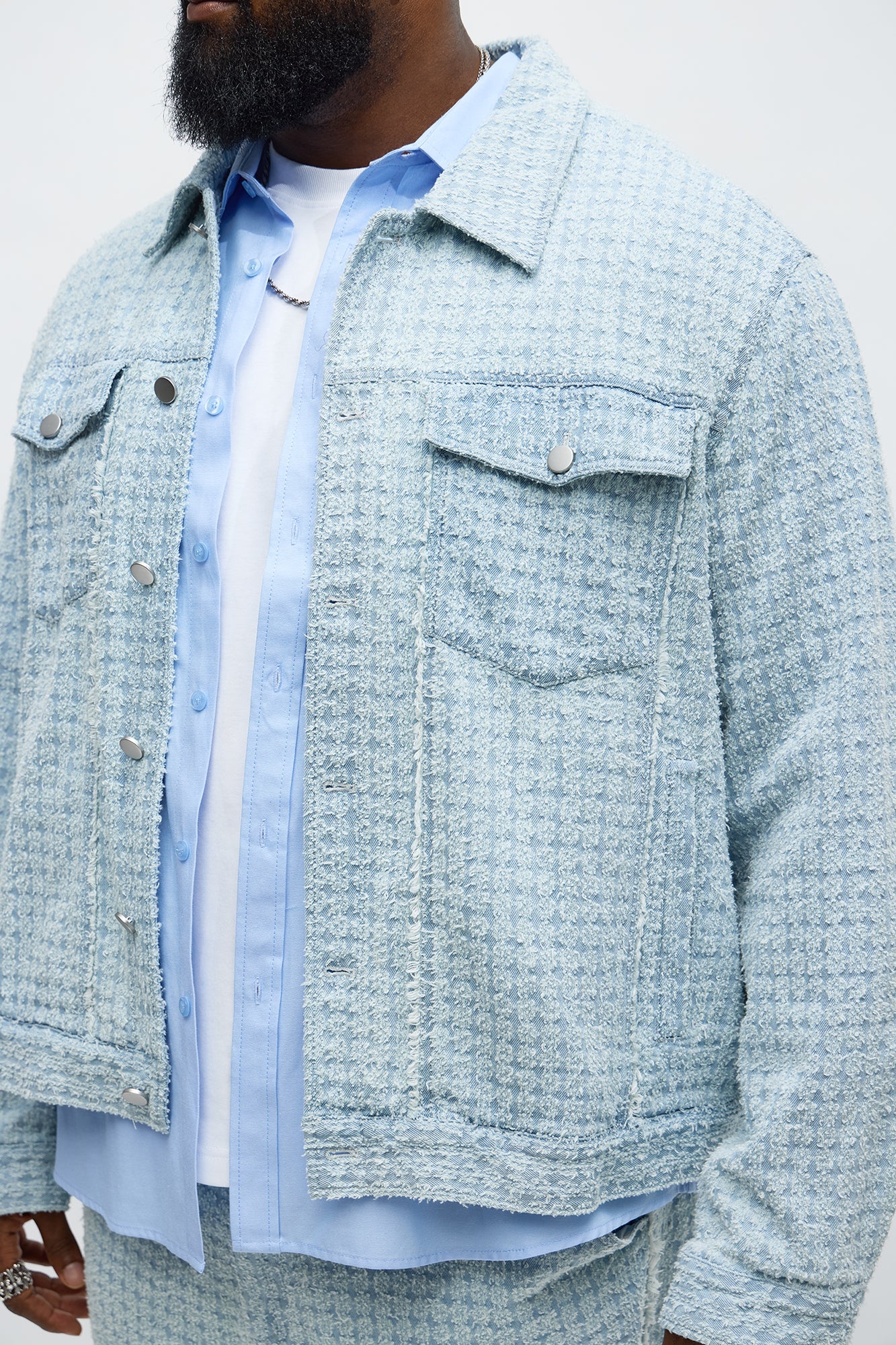 Cropped Textured Frayed Trucker Jacket - Light Blue Wash